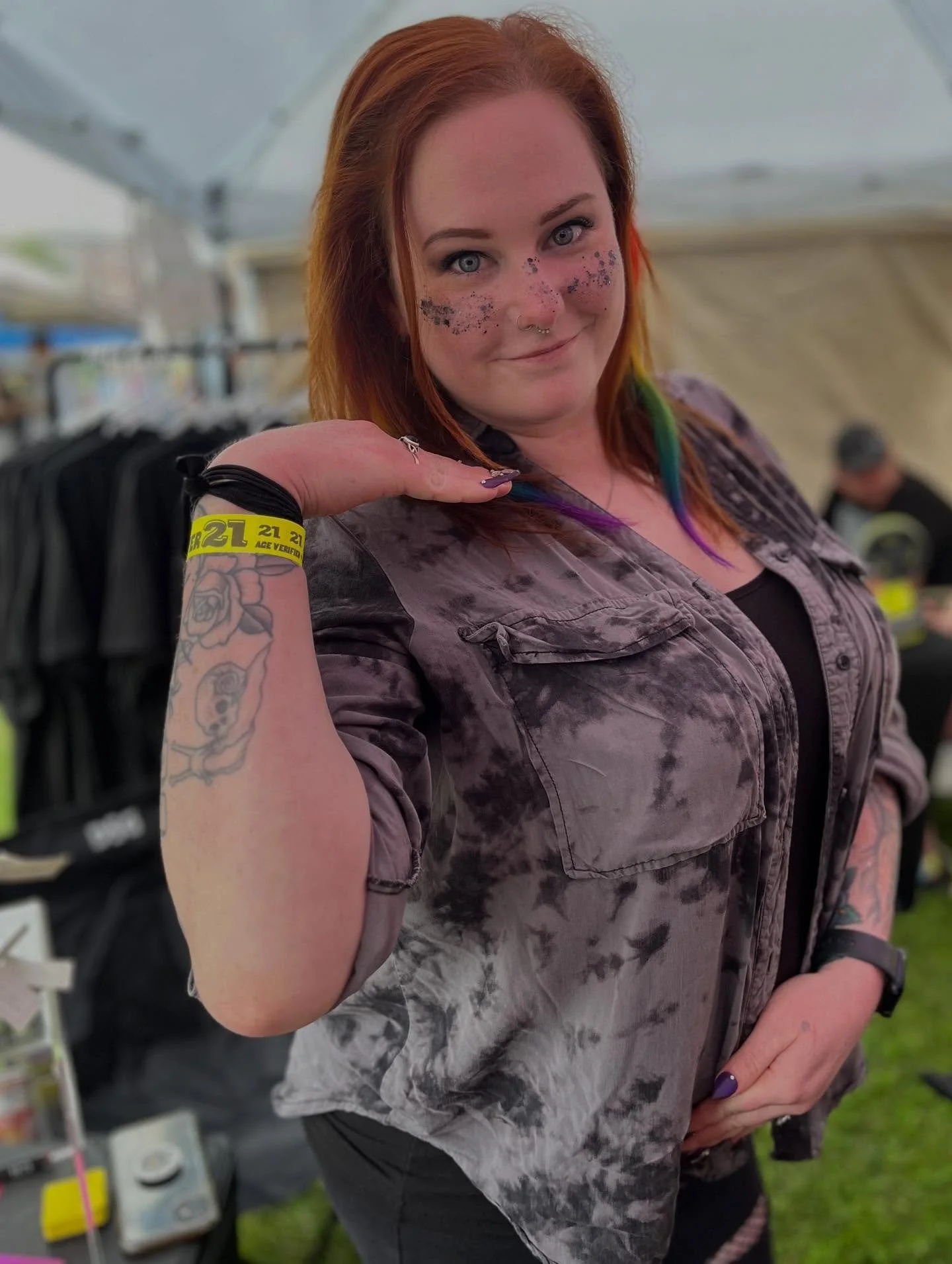 🎊HAPPY BIRTHDAY HELEN🎊

Our spooky little lady is turning 31 today!! You can really tell your 30s are the new 60s because Helen is rocking a bum knee right now and we can&rsquo;t say we&rsquo;re surprised. She&rsquo;s the sweetest lady you&rsquo;ll