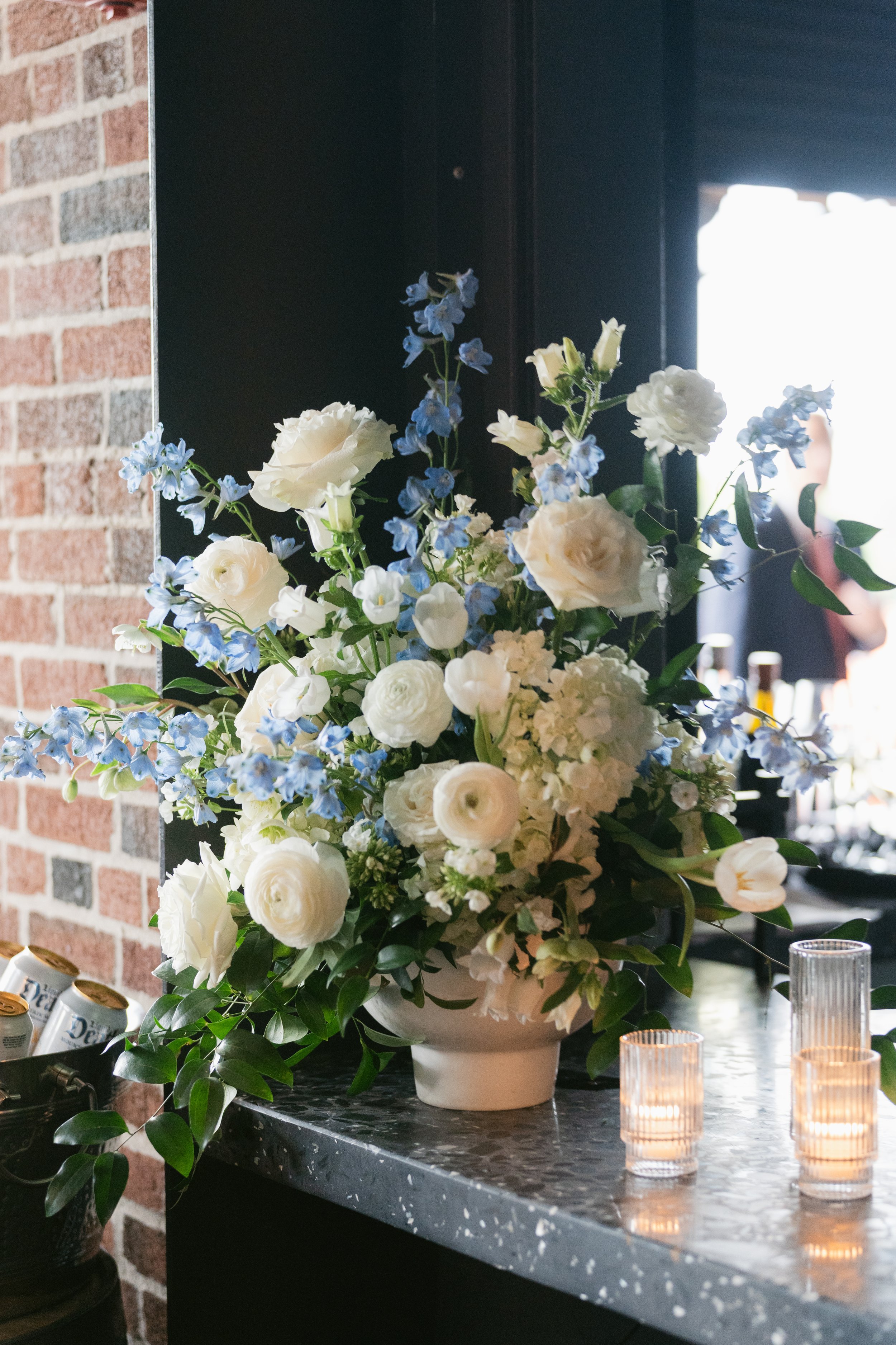 maggie-karanja-ponce-city-market-rooftop-wedding-cocktail-hour_44.jpg