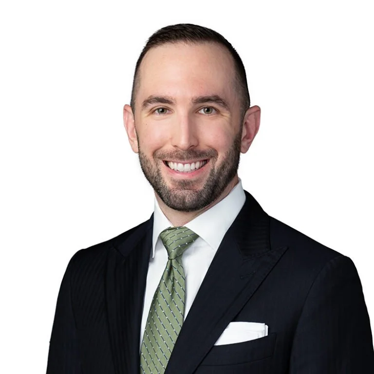 Navy Veteran-Turned Lawyer Takes on VA Policy That Denies Education Benefits