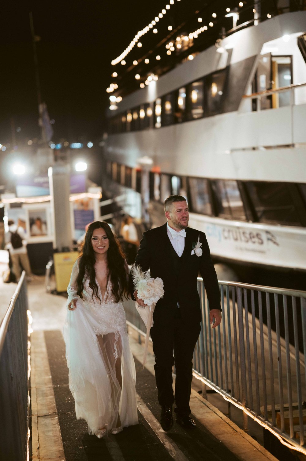wedding-marina-hornblower-city-cruises-marina-del-rey-119.jpg