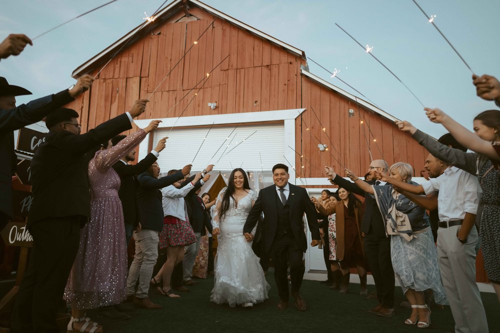 hollister-barn-wedding-2023-62.jpg