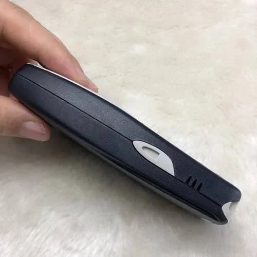 Side view of Nokia 3310