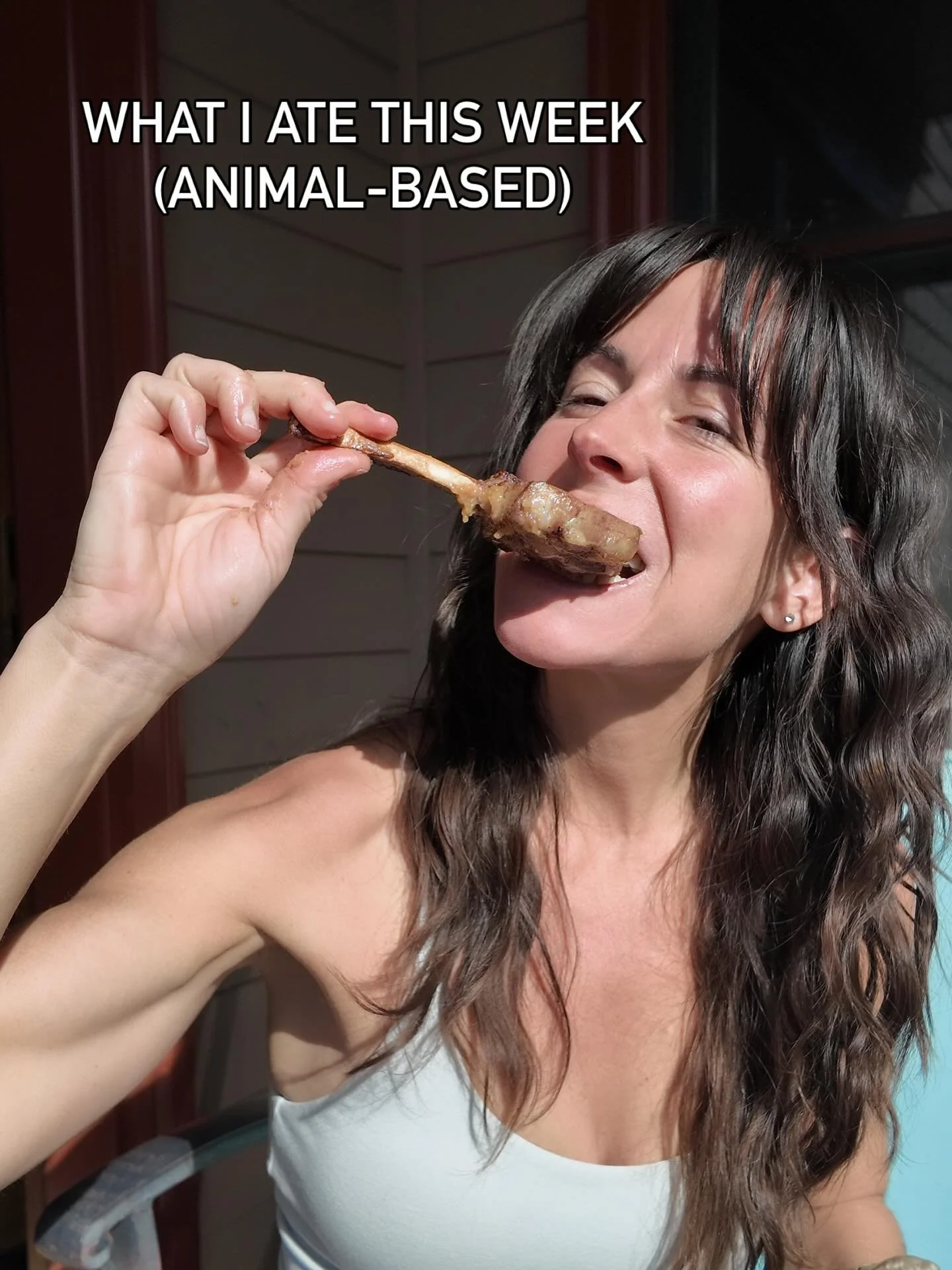 What I Ate this Week (Animal-Based, Simple &amp; Nourishing Meals)

Here&rsquo;s a peek into my animal-based meals from the past week: quick blender meals, ground beef + organ blends in cast iron, eggs tossed in a bowl, shredded rabbit, daily apples,