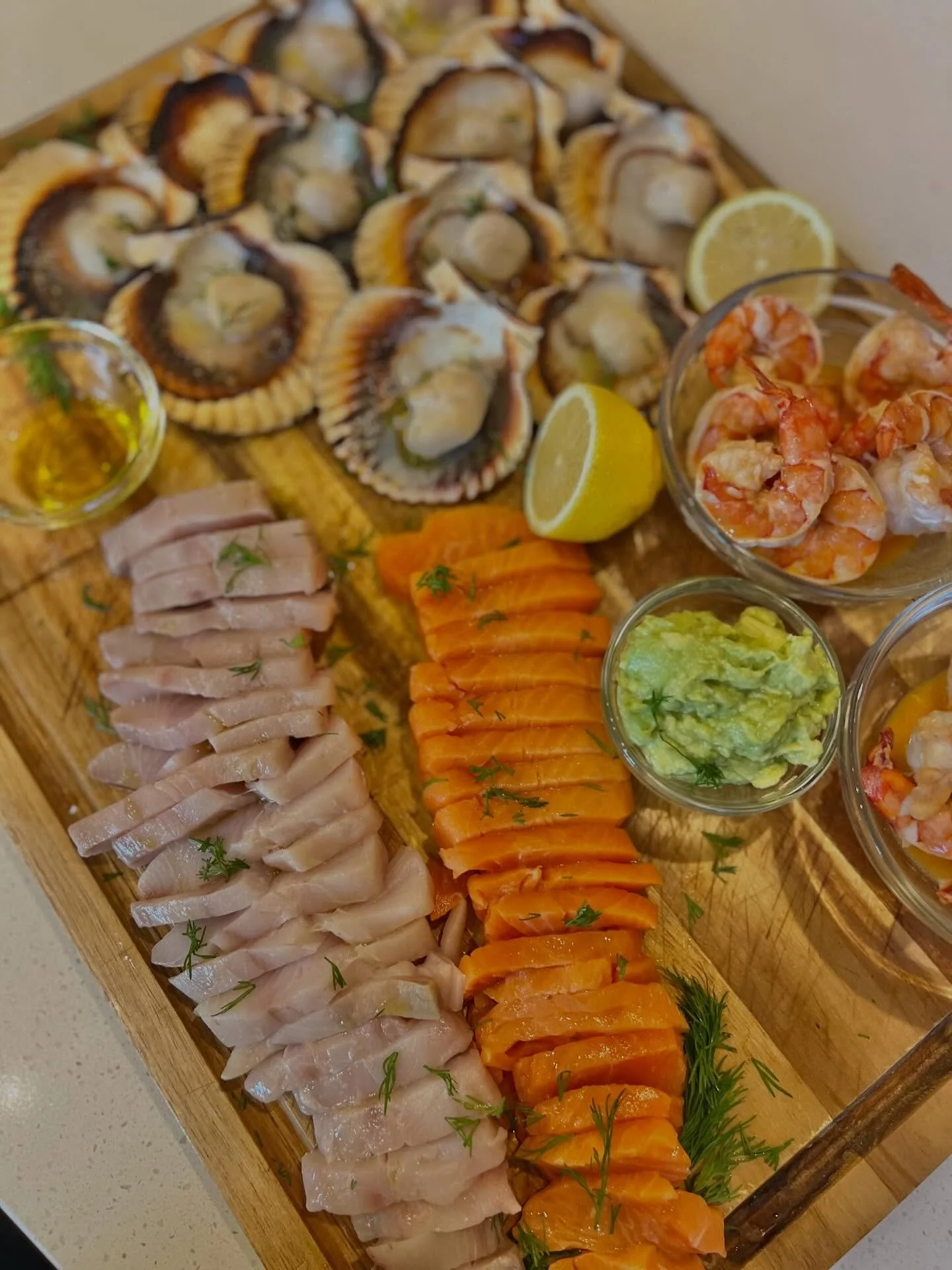 High-Nutrition, Low-Effort Foods for Your Dinner Board

Quick, nutrient-dense, protein-rich foods that can go on a platter or dinner board in under 10 minutes. Perfect for entertaining or a fast, elegant meal.

4 Quick &amp; Powerful Ideas

1.Sushi-G