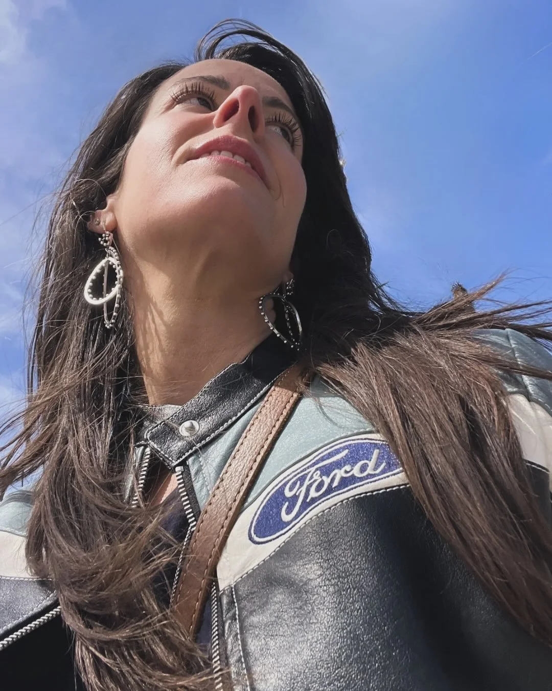 Stop ruining your health every time you travel. ✈️🌎

Most people lose their routine, eat like shit, and start over every trip.

The fix? It&rsquo;s not restriction&hellip;it&rsquo;s having a simple system you can follow anywhere.

Think: sourcing be