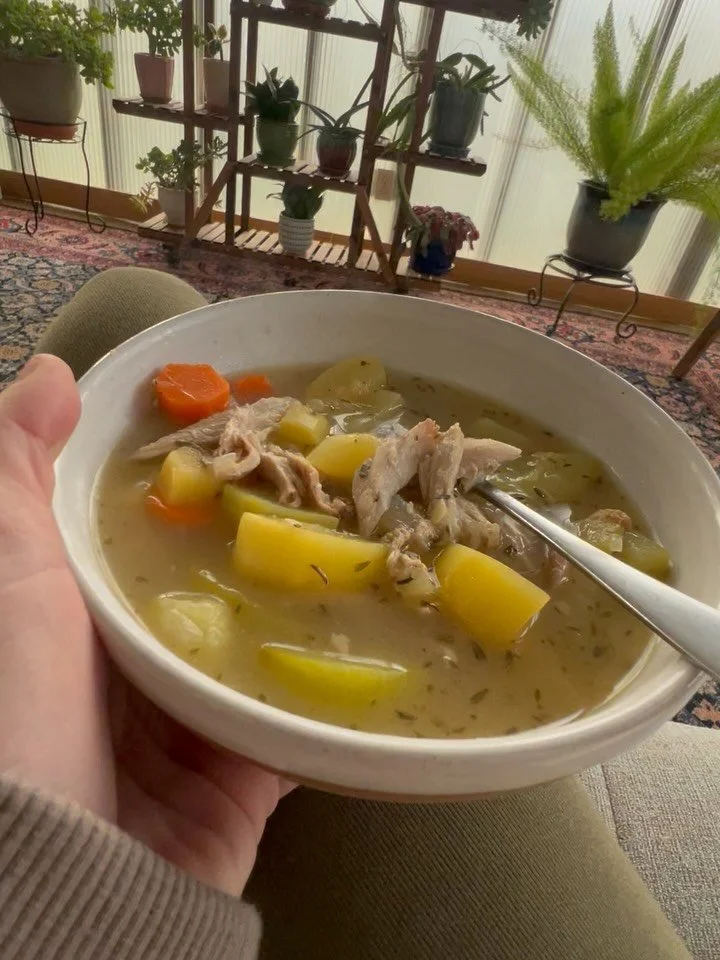 one word: phenomenal &hellip;swipe for recipe

Herby Chicken Soup

don&rsquo;t skip the leg quarters for this one. they&rsquo;re one of my favorite cuts for soup because they&rsquo;re more affordable than chicken breast, but so much more flavorful th