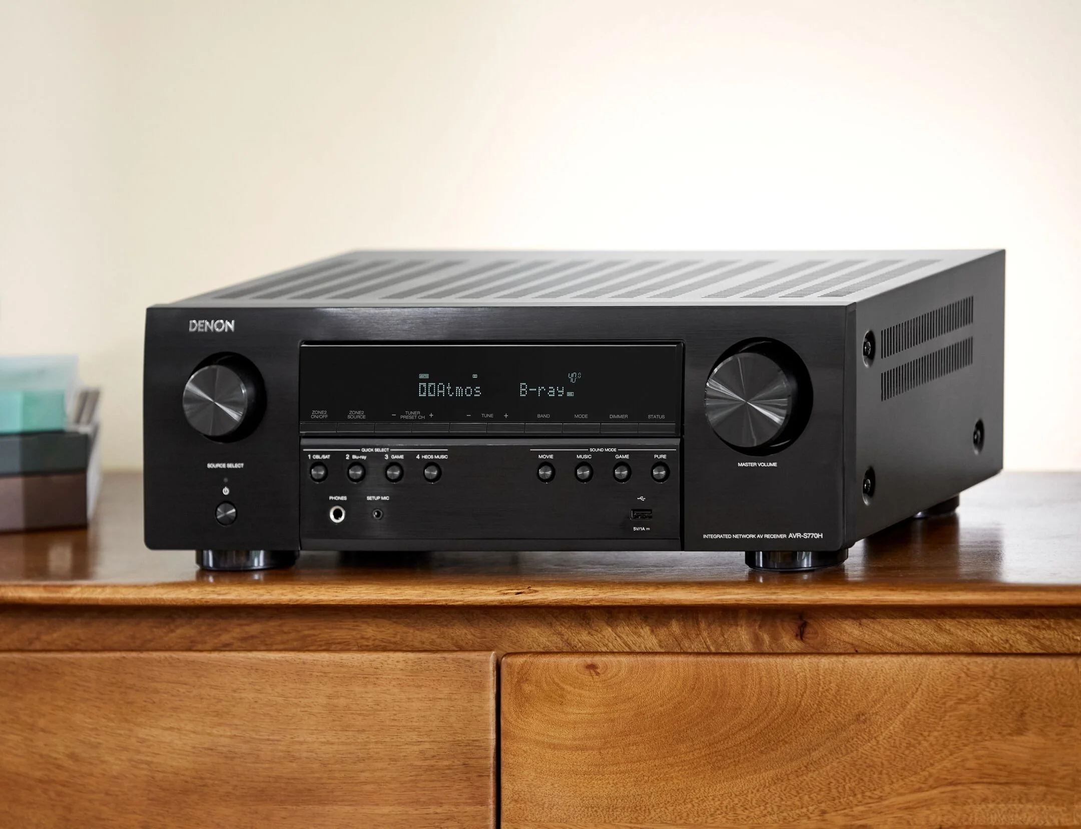 denon-7-2-channel-8k-network-av-receiver-with-heos-06.jpg