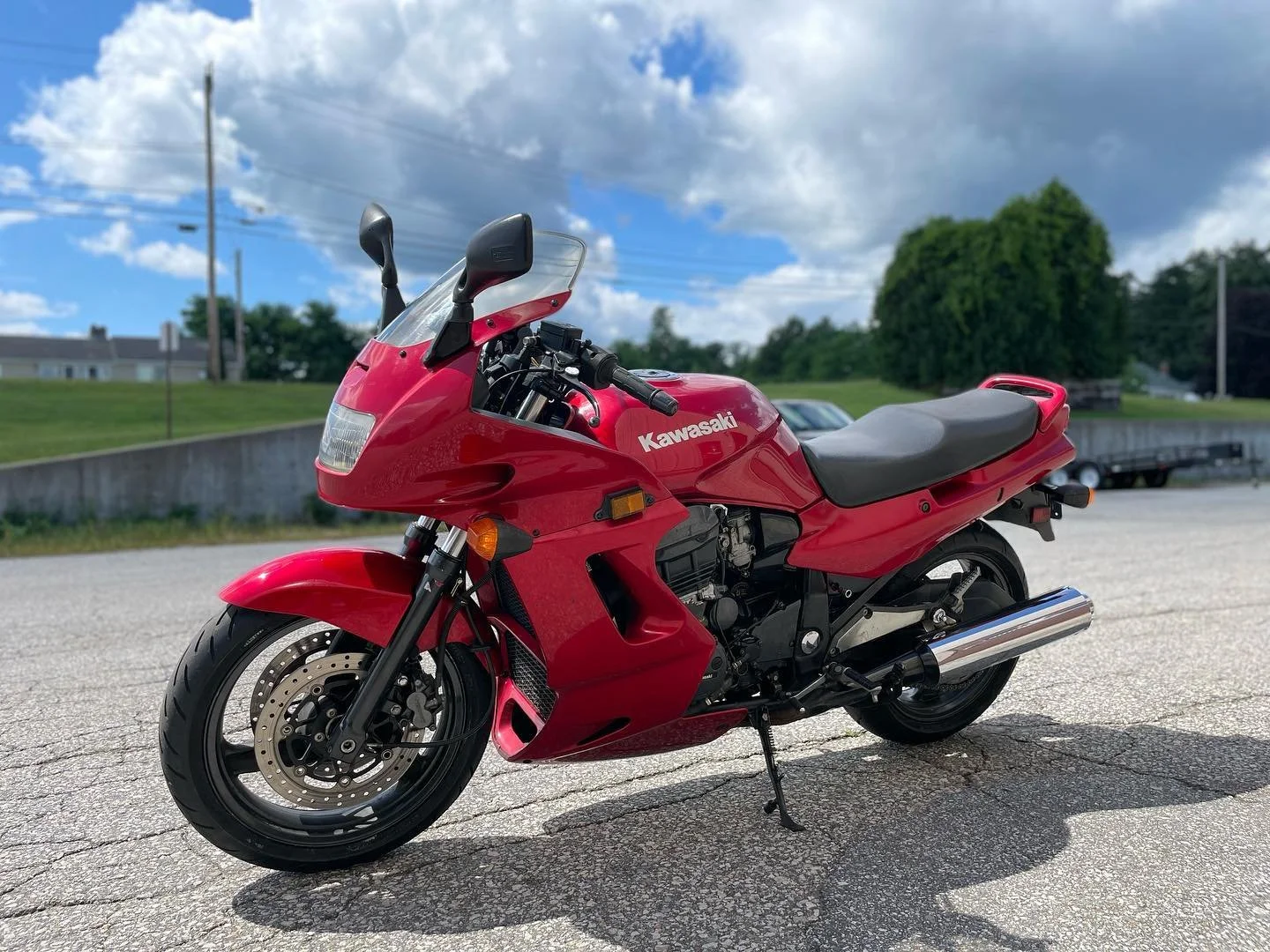 Not many of these 90&rsquo;s classics left in this nice of condition. 100% stock, Kawasaki GPZ1100 (ZX1100E) coming for sale soon! #gpz1100 #zx1100 #zx11 #kawasakizx11 #kawasakigpz