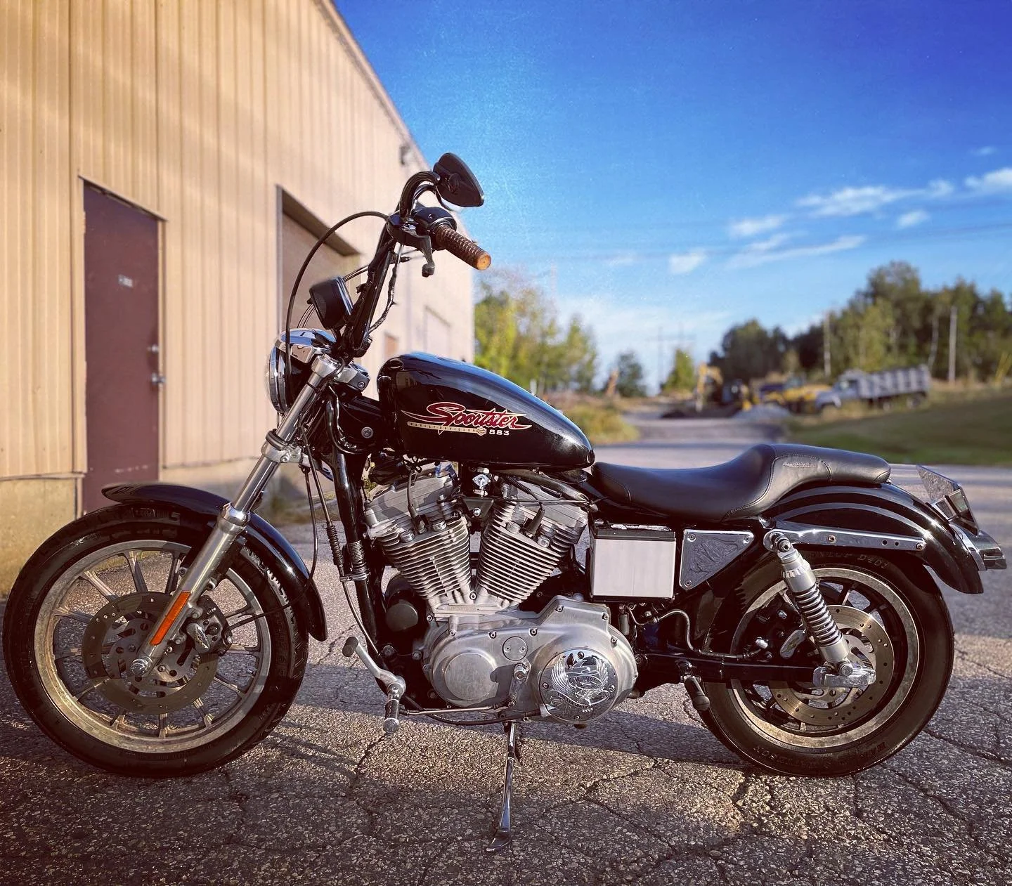 Some fresh Sportster parts hitting our eBay store, parts salvage on this 01 XL883 starts this week. #sportster #harleydavidsonsportster #xl883 #sportster883 #motorcyclesalvage