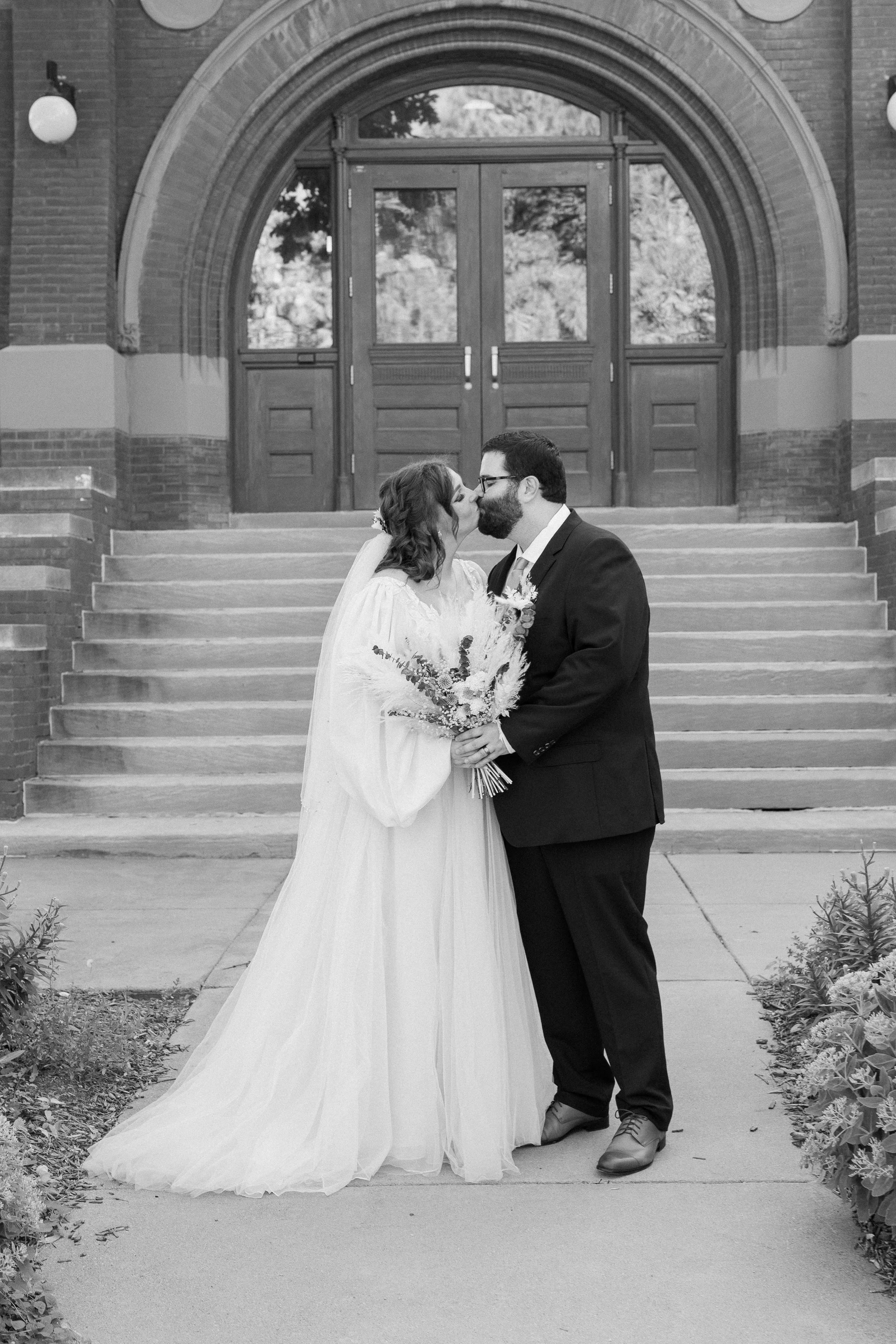 Mark+AshleyWedding-076.jpg