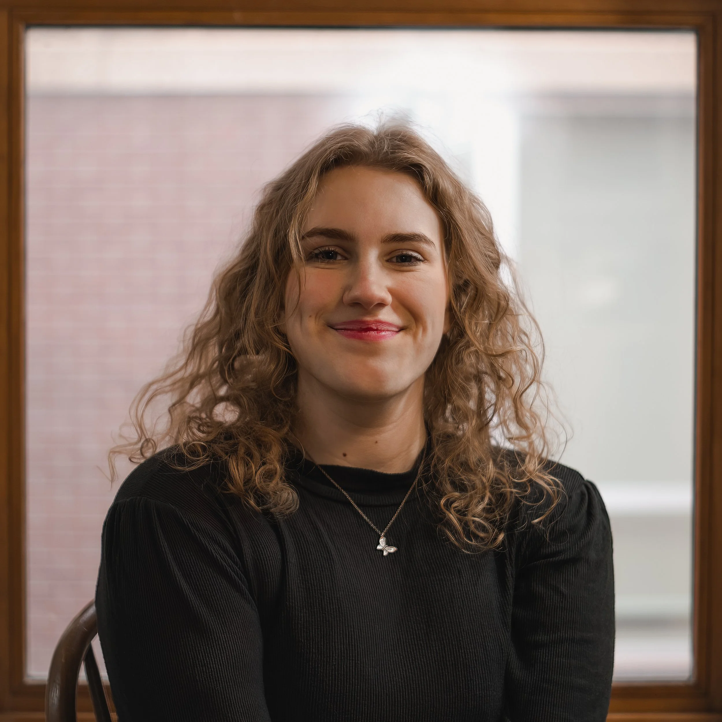 Annie Headshots-9.jpg