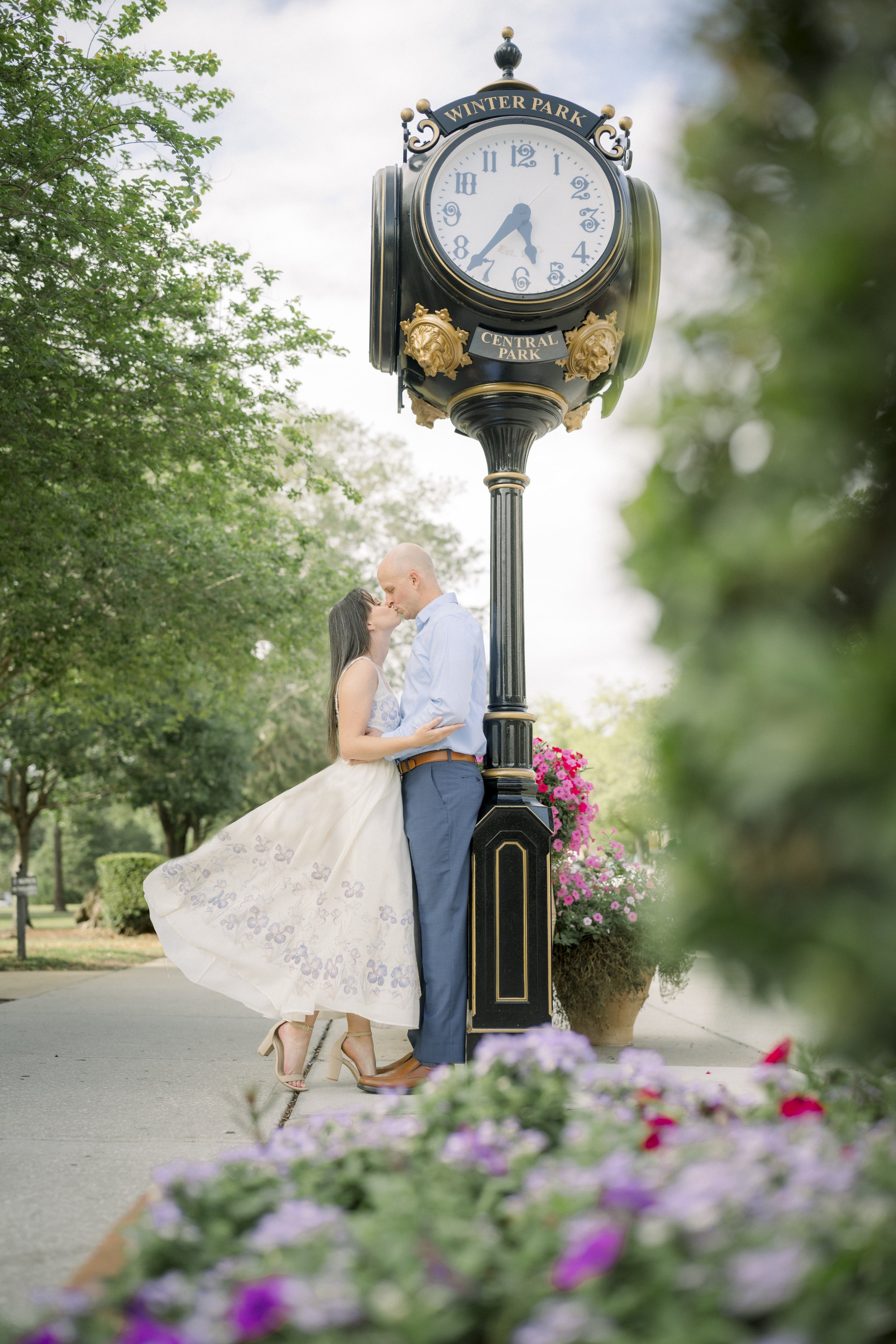 Couple kissing romantic imagery winter park florida