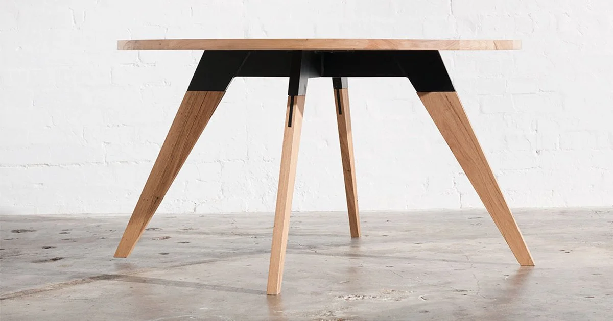 Round dining table with metal legs