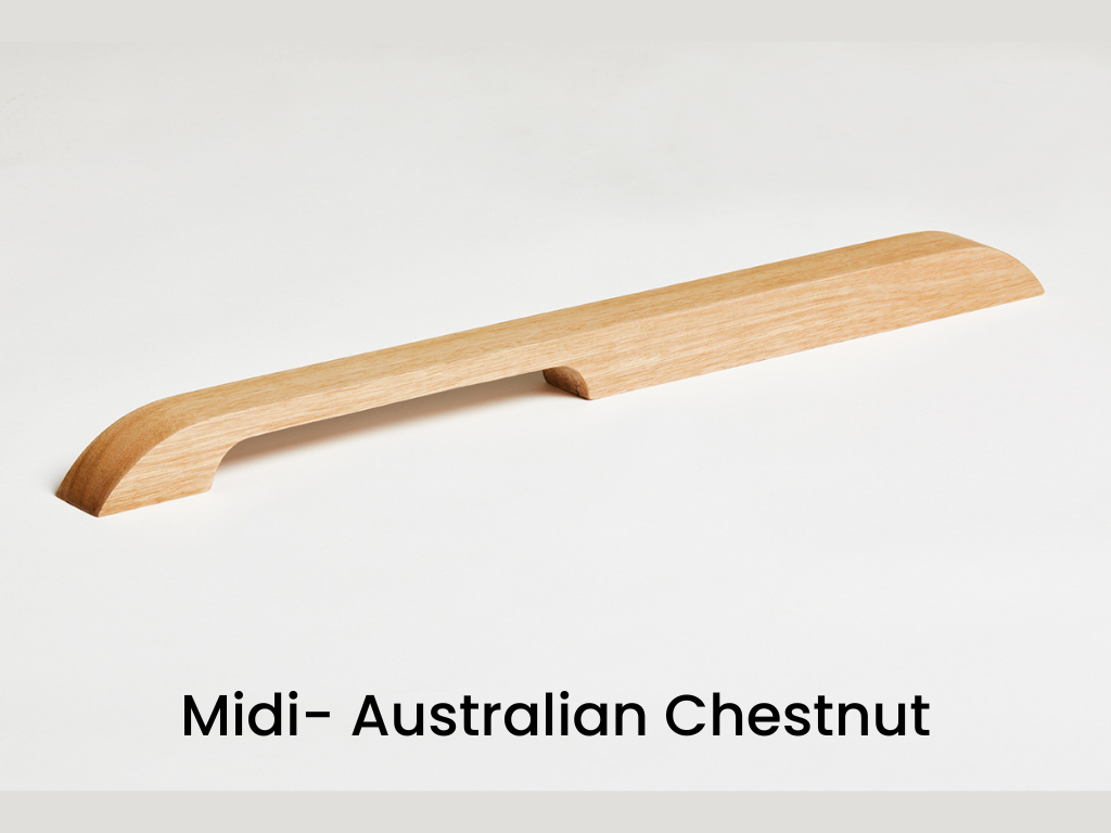 Horizon handle in Australian chestnut midi size
