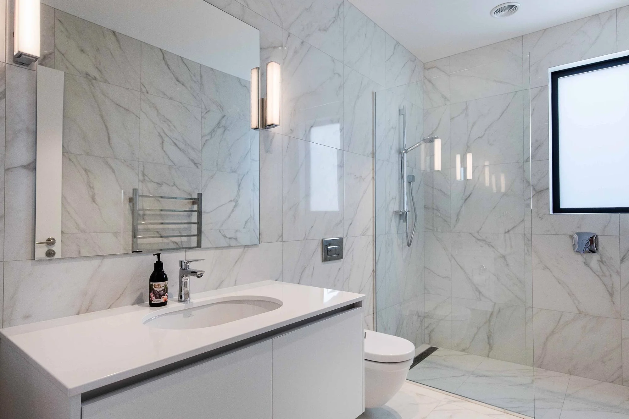 Bathroom-6.jpg