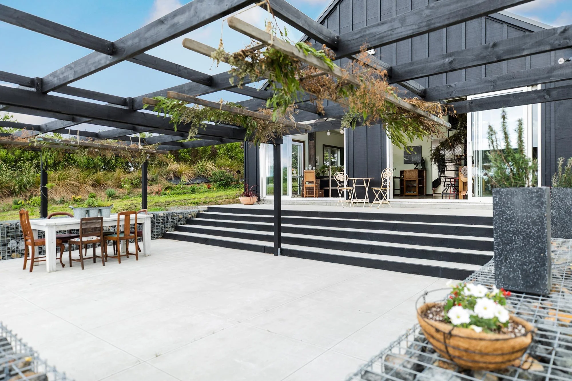 Outdoor-Living-3.jpg