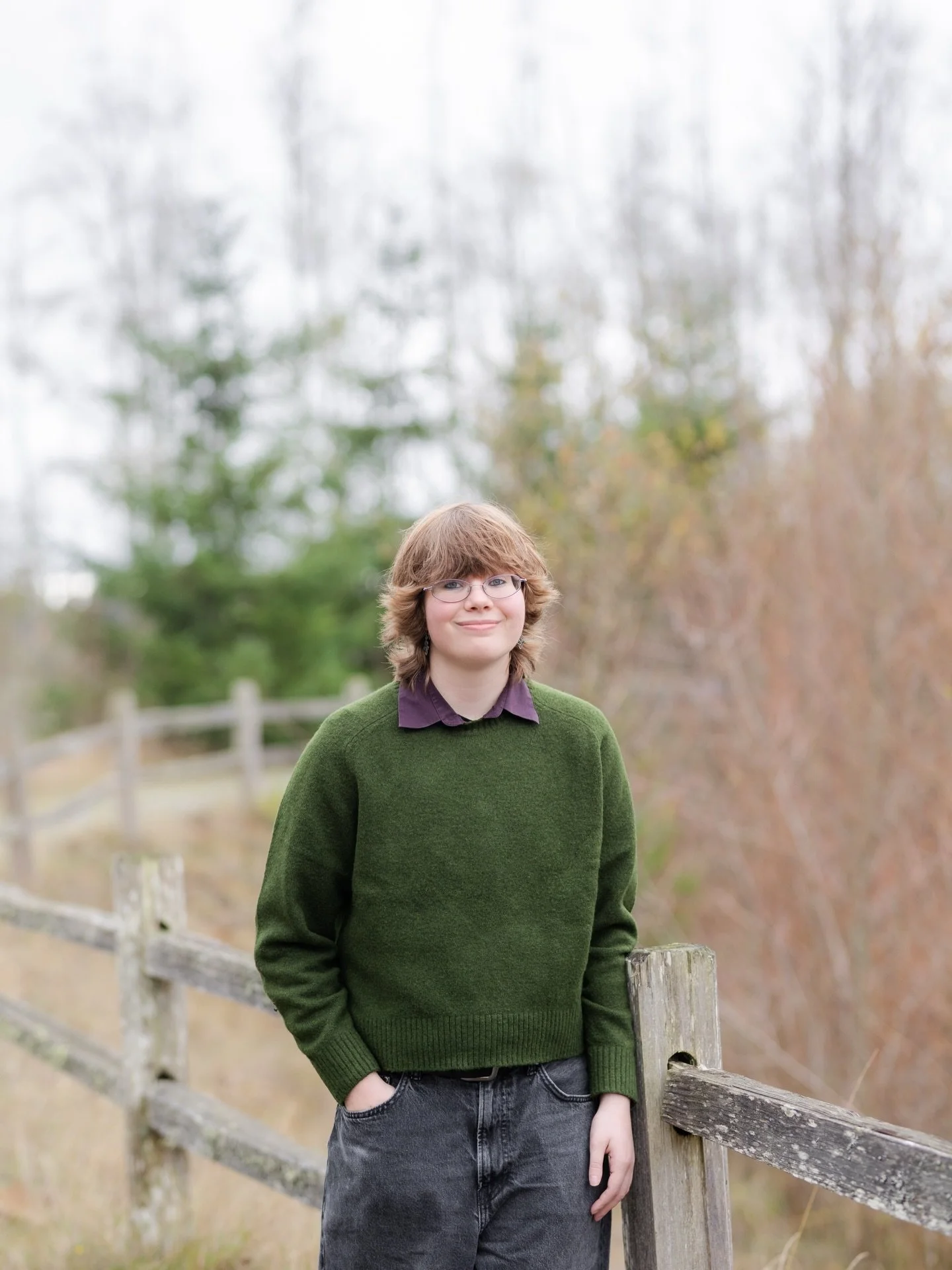 It&rsquo;s the final Senior Sunday of 2025, so of course I had to end the year with a special senior post &mdash; my cousin Will!! 🤍🌲 So proud and excited for everything he&rsquo;s done and will do 🥳

#seniorsunday #washingtonseniorphotographer #p
