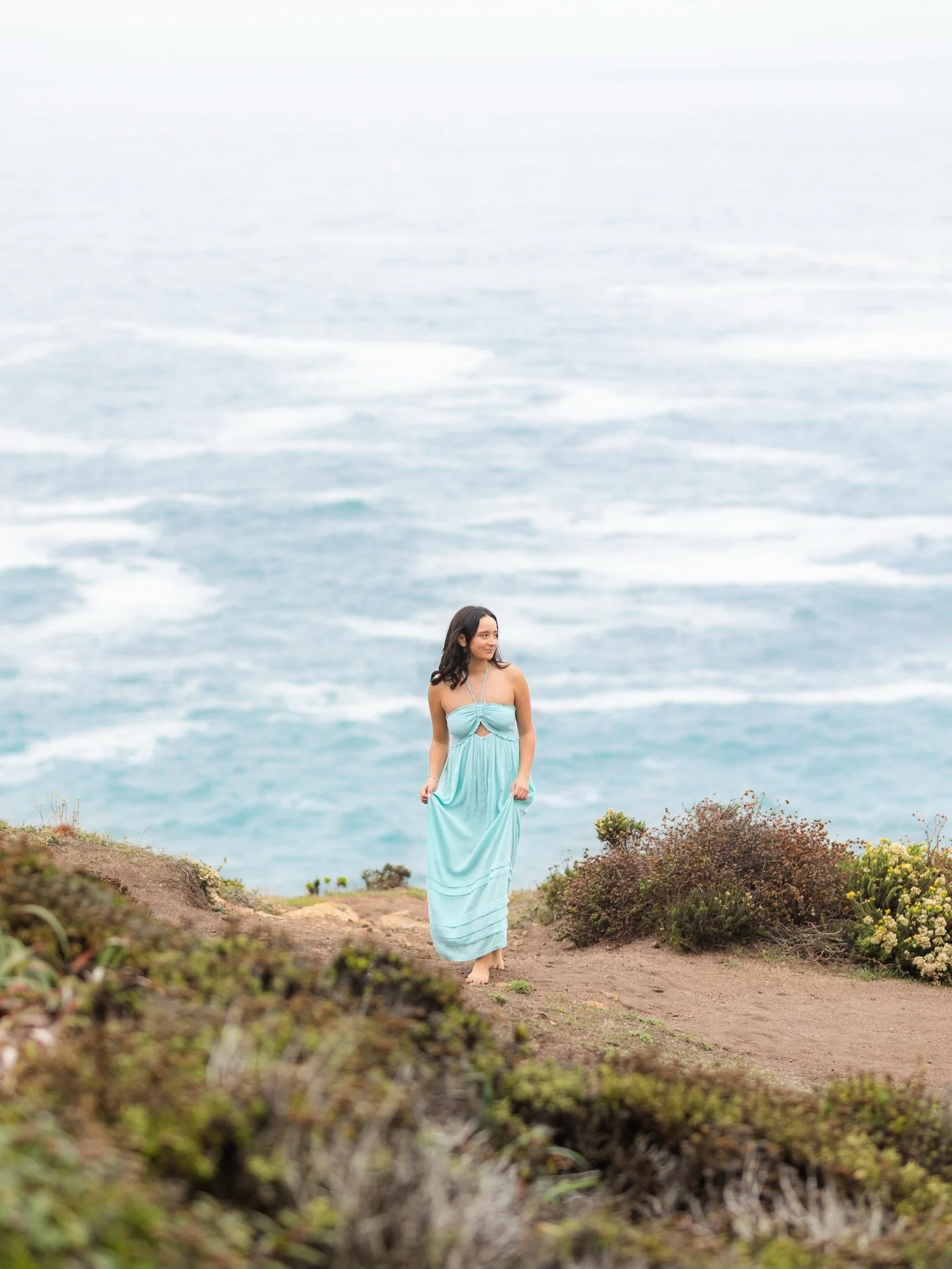 My final post from Naomi&rsquo;s senior pictures in Big Sur 🩵💫 I&rsquo;ll forever be in love with these!! Highway 1 heading towards Big Sur is a favorite of mine because it manages to look beautiful in almost every weather condition.

#carmelsenior