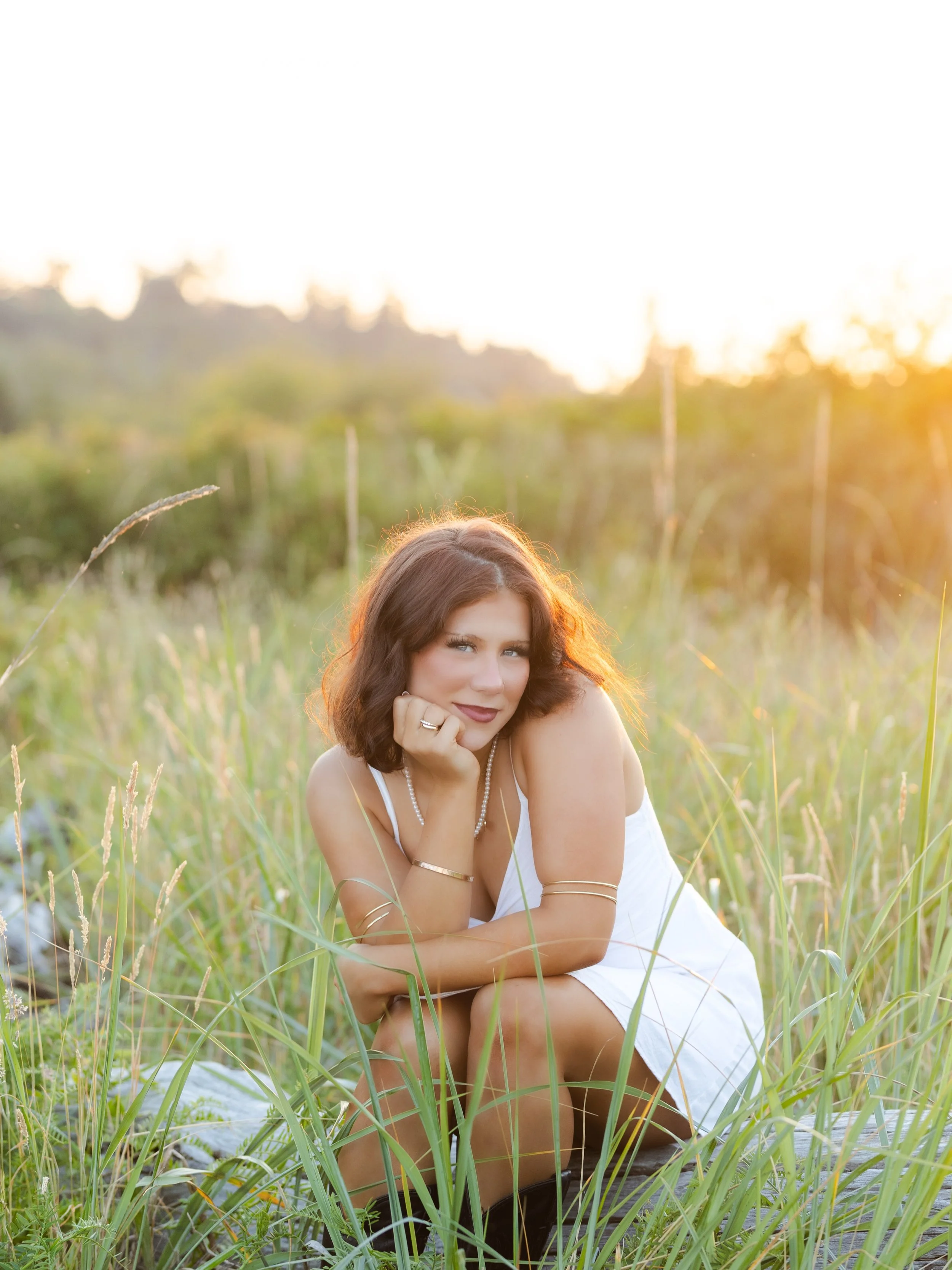 In love with Kaylee&rsquo;s golden hour session 🤩☀️ 

#classof2027 #seniorpictures #washingtonseniorphotographer #kitsapphotographer #kitsapseniorphotographer