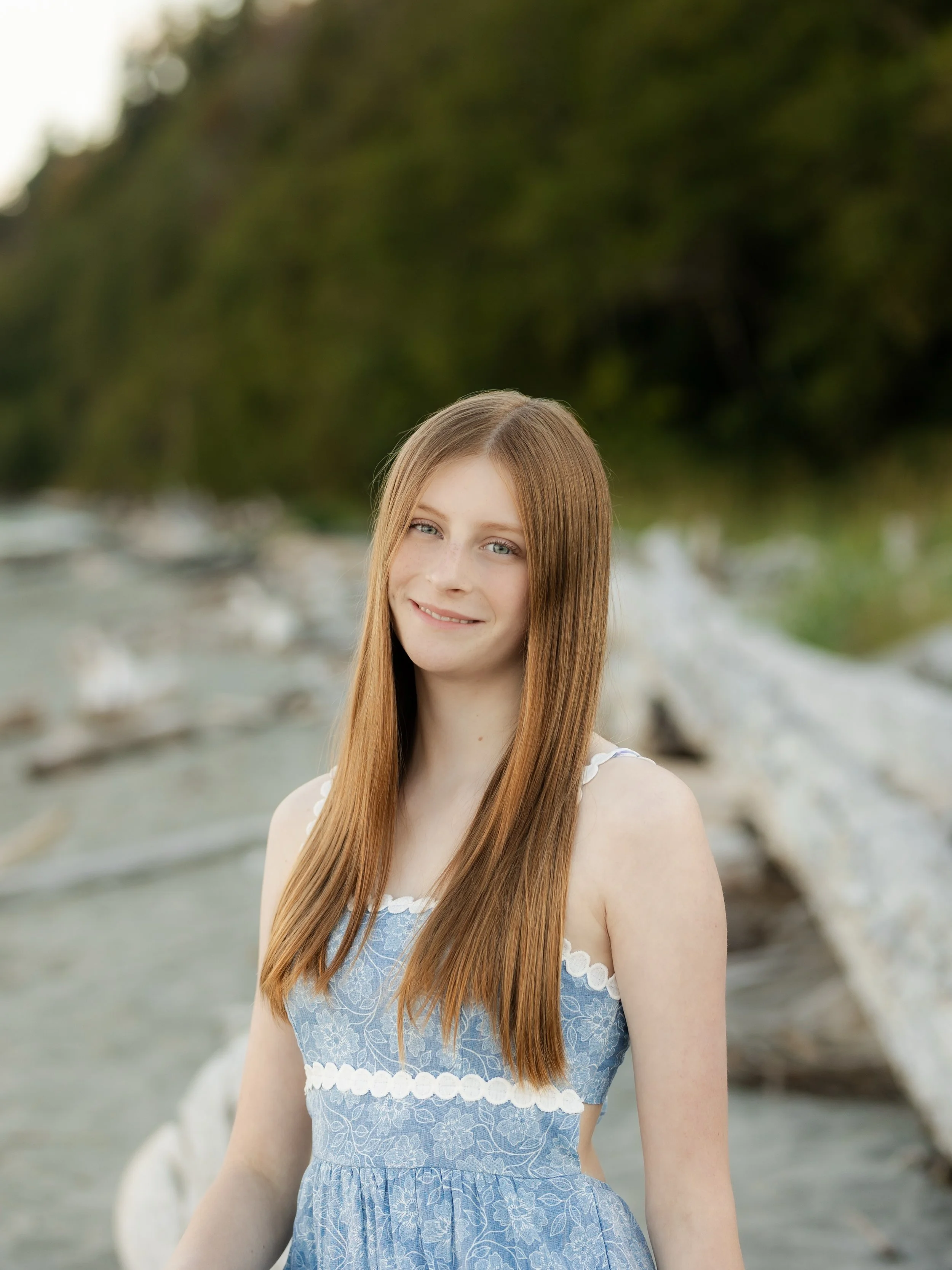 Senior Sunday with Kylie!! Extra obsessed with her dress and the details on it 🤩🩵

#seniorsunday #classof2027 #seniorpics #kitsapseniorphotographer #kitsapphotographer