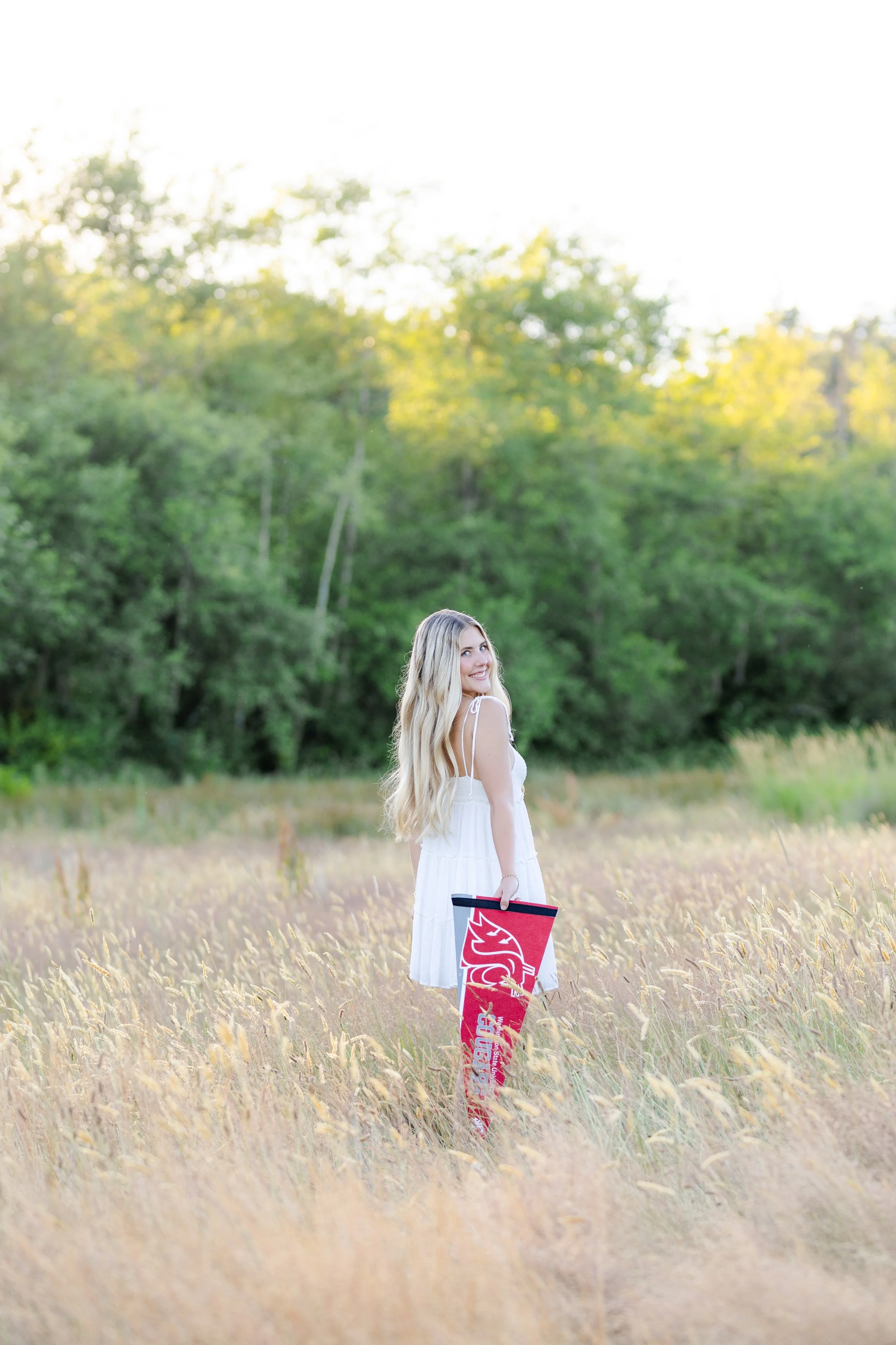 Graduation Pictures in Kitsap County: 3 Beautiful Locations for Cap &amp; Gown Photos