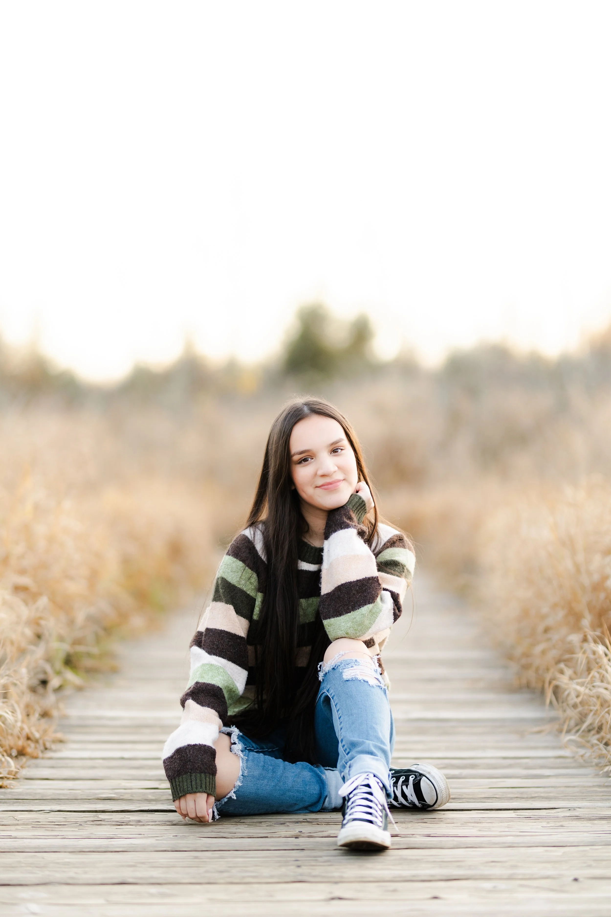 silverdale-boardwalk-clear-creek-trails-kitsap-senior-picture.jpeg
