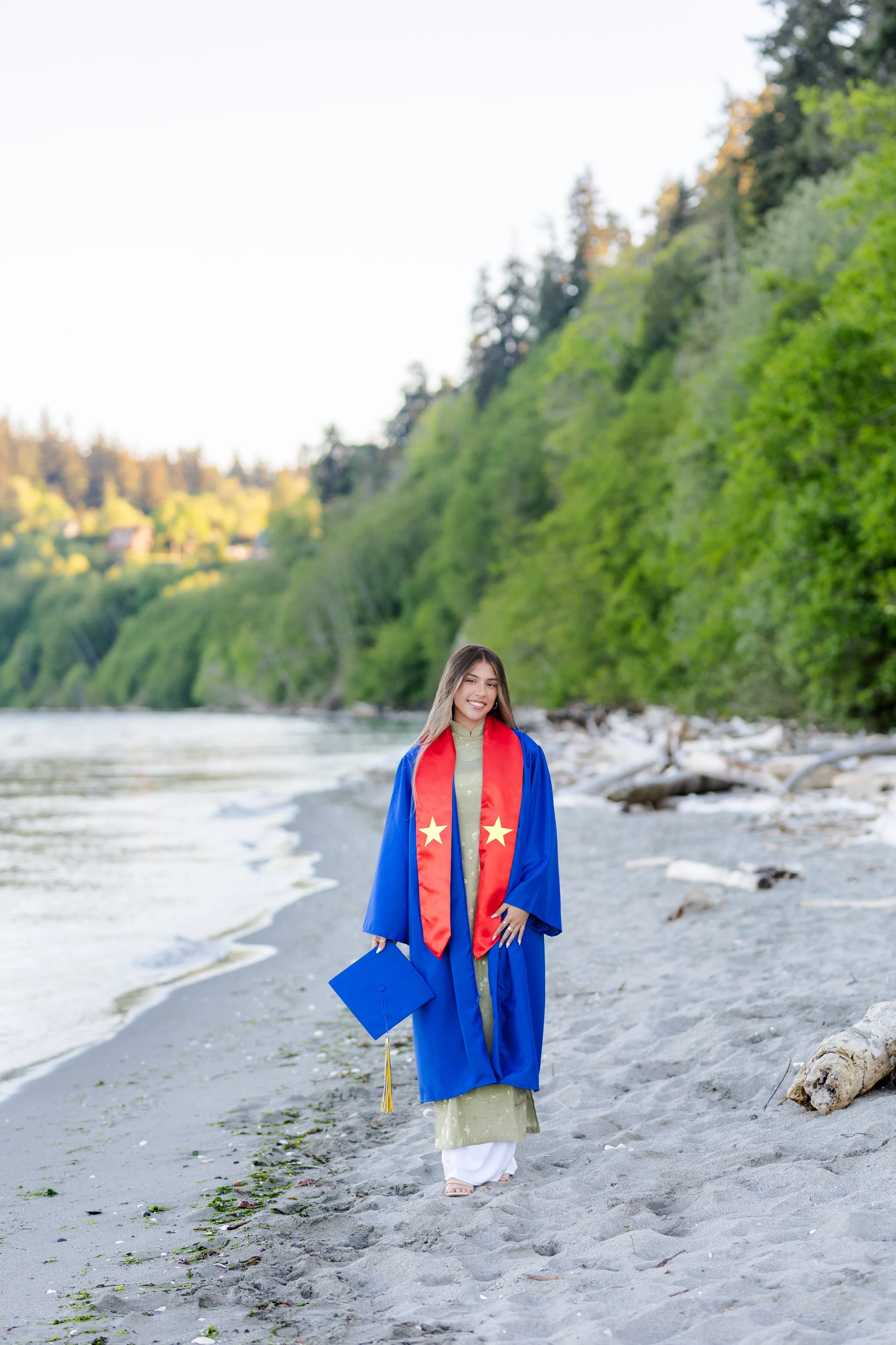Bremerton High School graduation photo taken in a traditional Vietnamese senior picture
