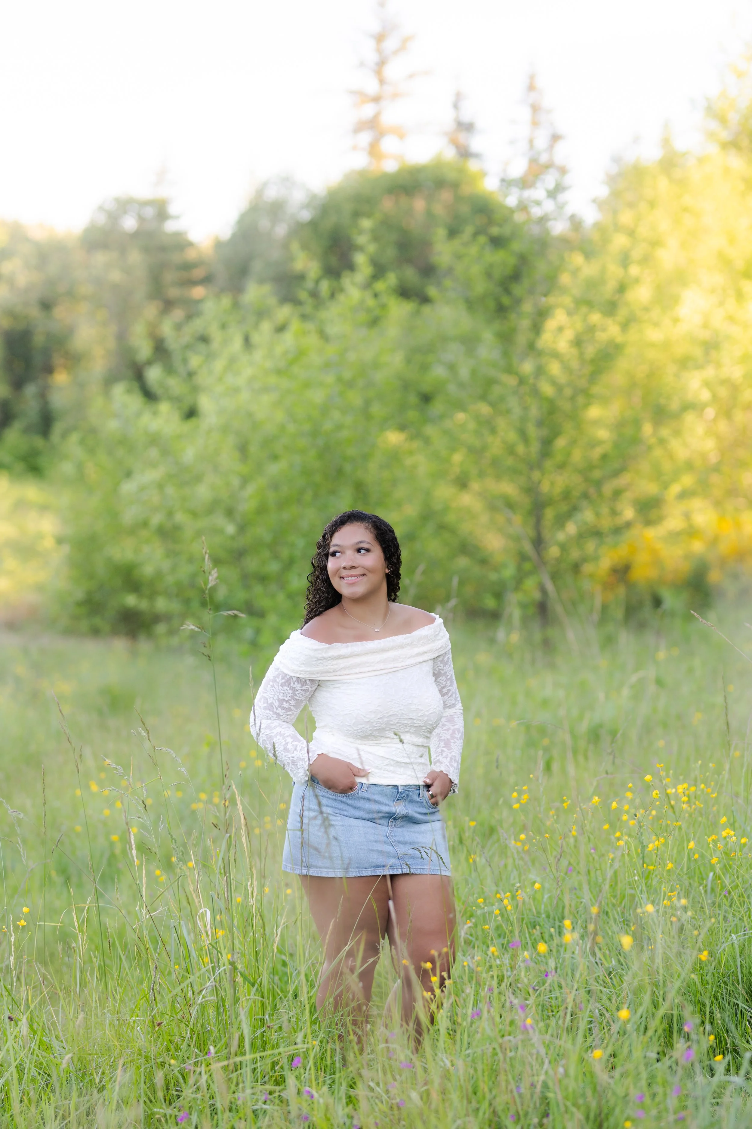 Spring senior picture taken in Kitsap, WA