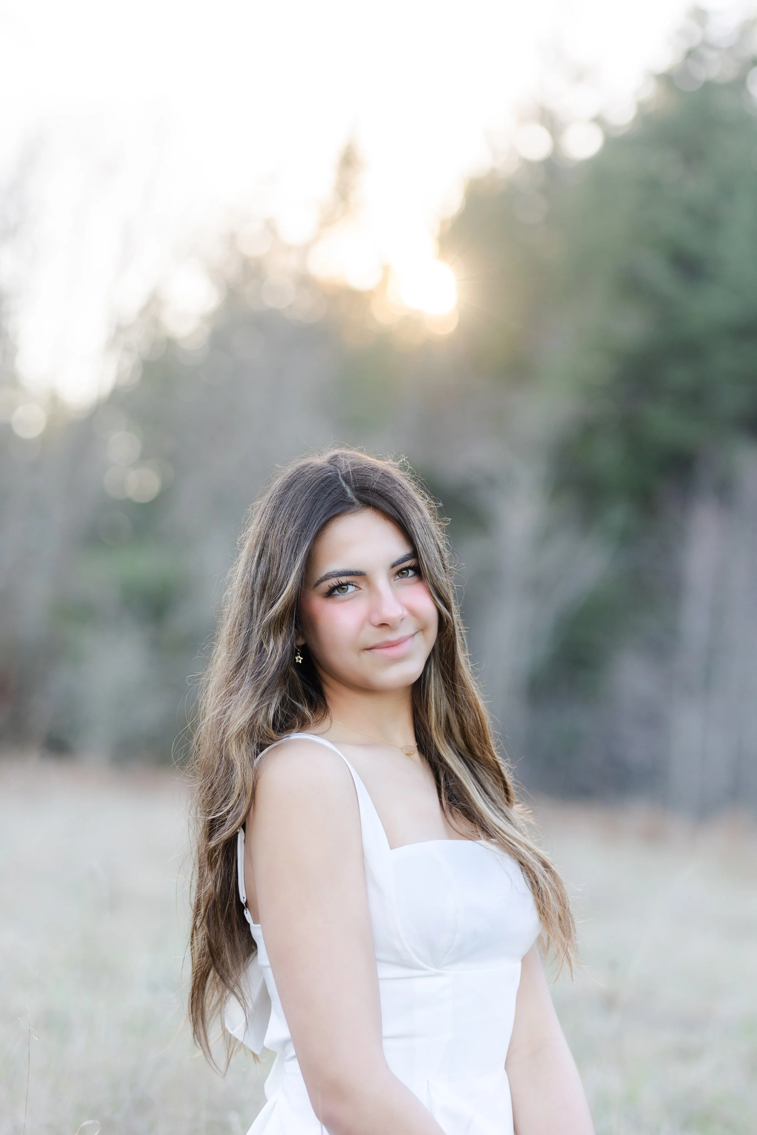 Washington senior picture in a field in the winter