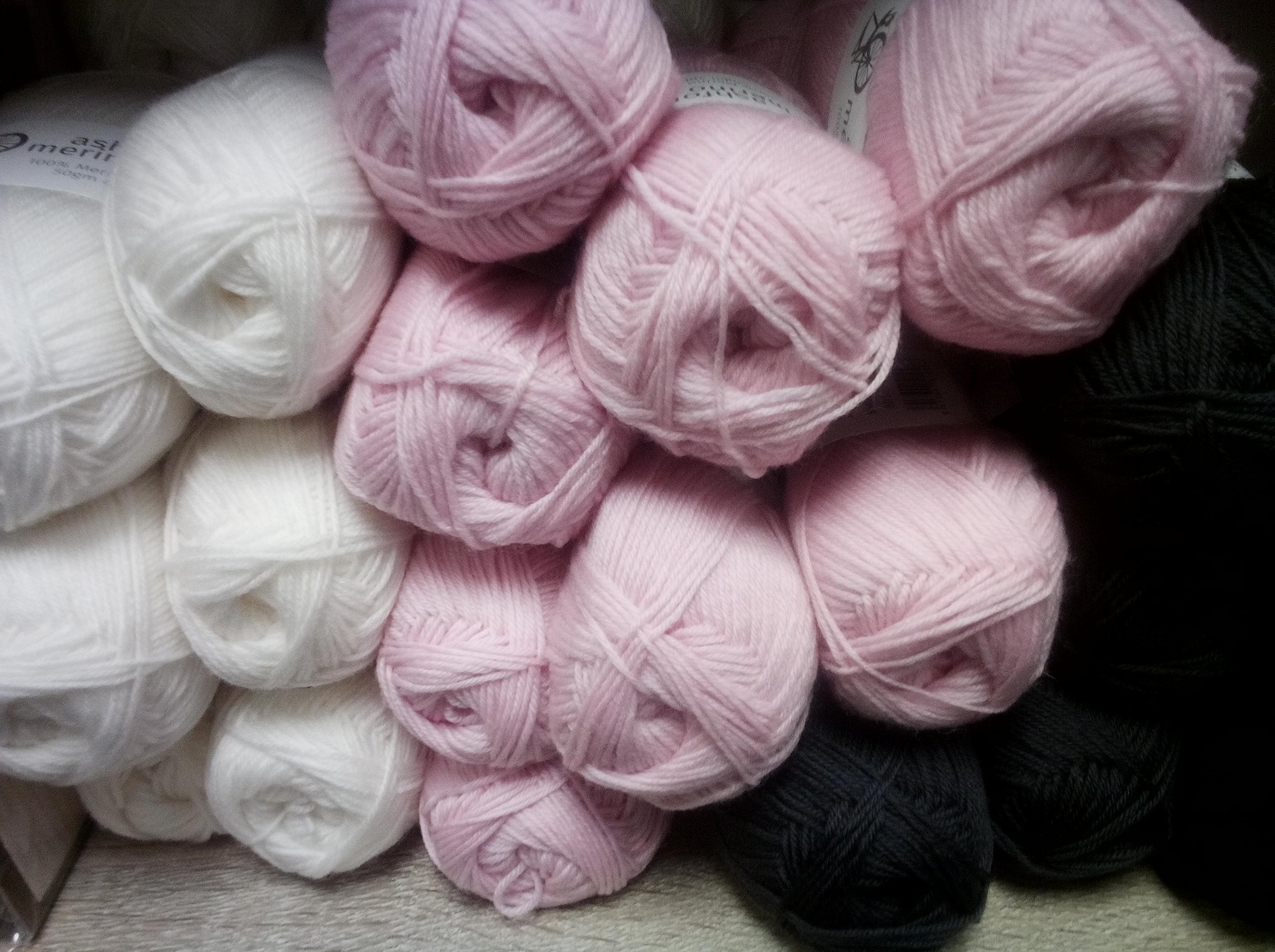 Ashford Triple Knit 100g
