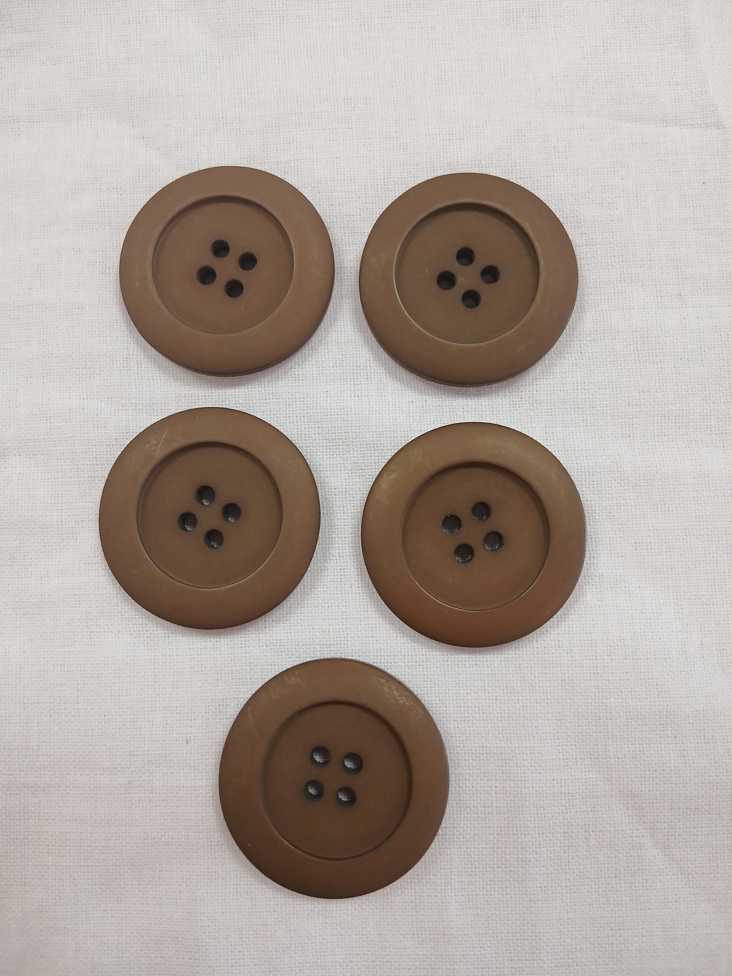 Brown Coat Buttons T8083-44