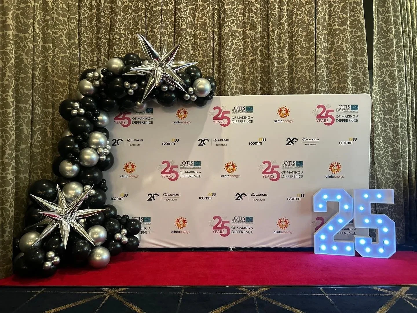 Fundraising Balloon Garland