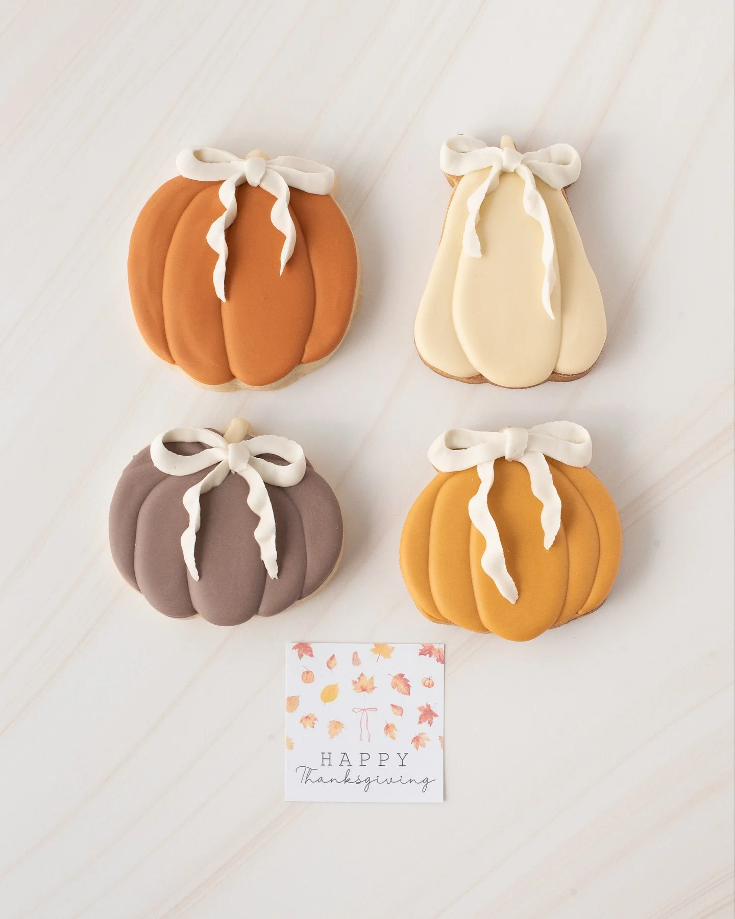 Thanksgiving 2025 Sneak Peek 3 of 4: Pumpkin Bow Quartet

This set of 3&rdquo; - 3.5&rdquo; pumpkins, with dainy bows, consist of 3 delicious flavors - Vanilla Bean, Pumpkin Spice, and Spiced Apple Cider (brand NEW)! All three flavors are paired with