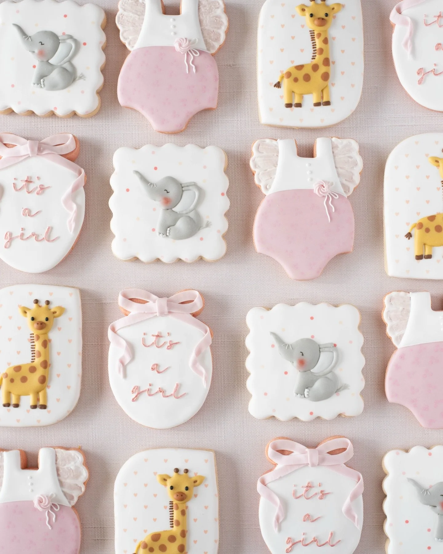 The chunk of the elephant has got my ❤️. Congratulations to the whole family!🎀