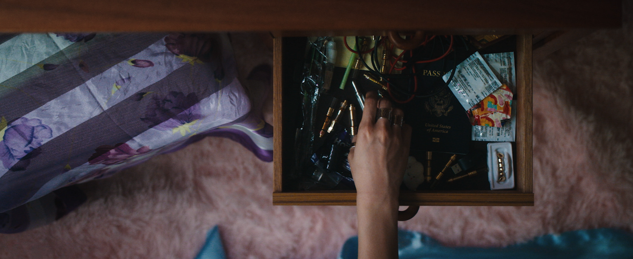 SLICK TALK_STILLS00047.png