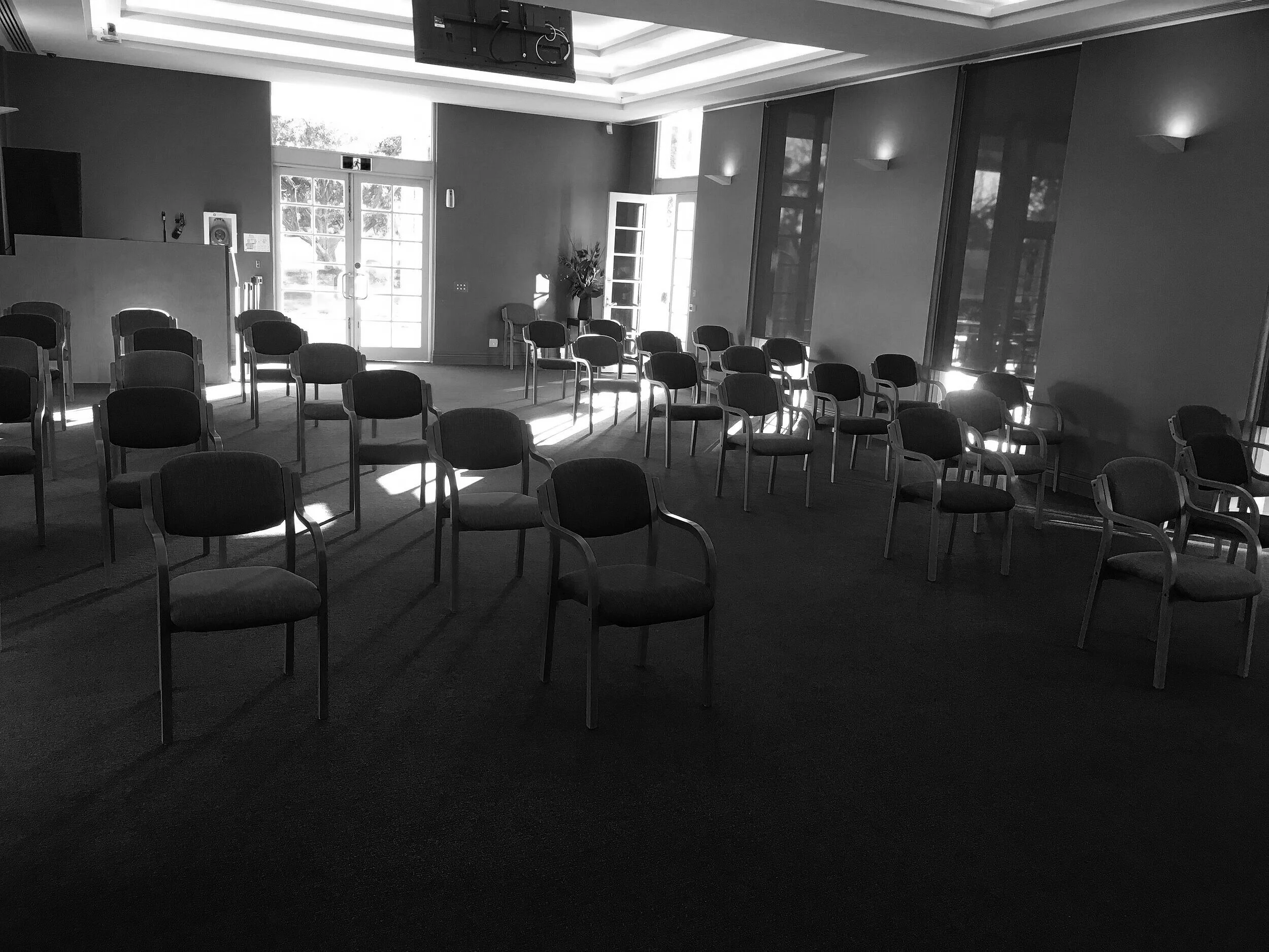 FUNERALS IN A TIME OF SOCIAL DISTANCING