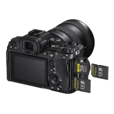 sony-a74-cards.webp