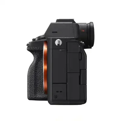 sony-a74-body-side.webp