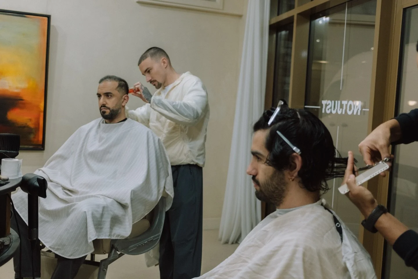 A dynamic and passionate team that raises the bar in men&rsquo;s barbering. We work with purpose and commitment to the standard we have maintained for nearly a decade.

We take your hair seriously. 

Whilst having fun with it!!

NOTJUST +