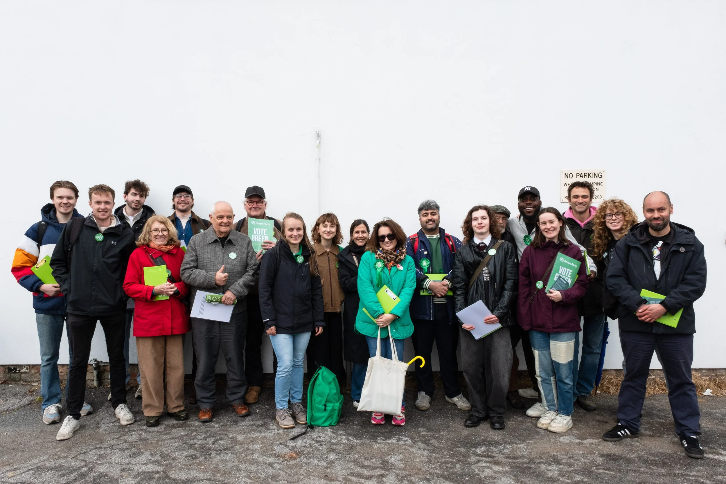 Wandsworth Green Party Action Day - Ella Thomson-5.jpg