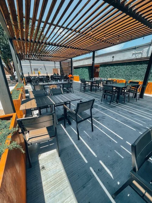 kid friendly dining at Murray’s Restaurant & Deli