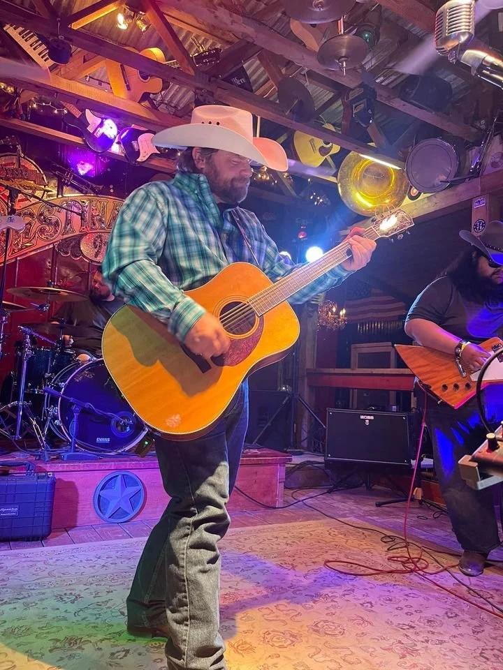 Friday Night Live: The Ric Carr Band
