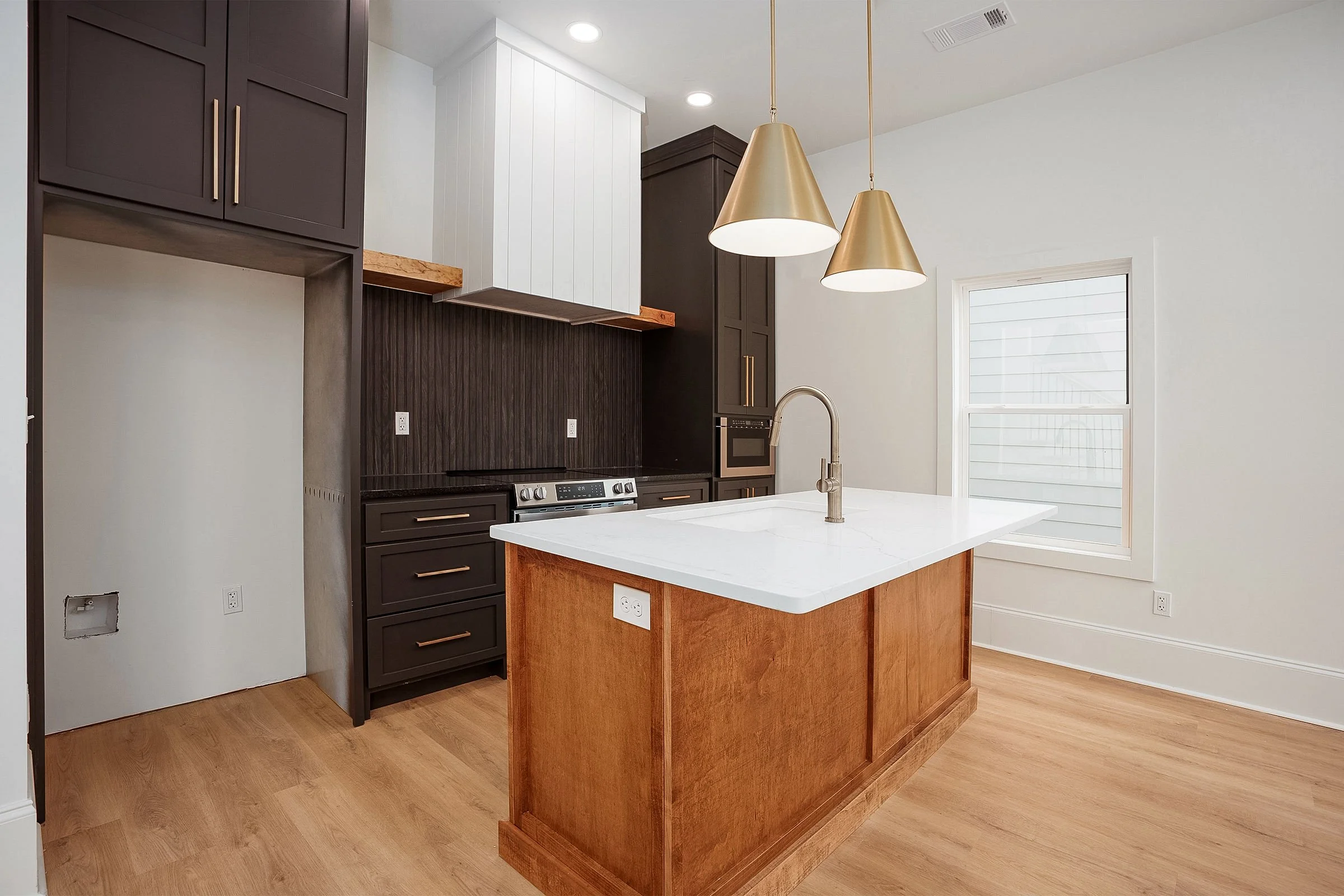 Kitchen1.jpg