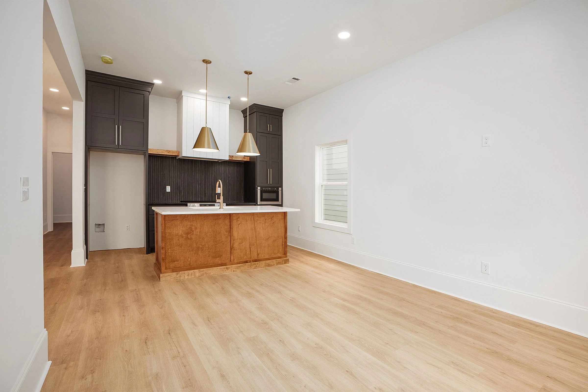 LivingRoom3.jpg
