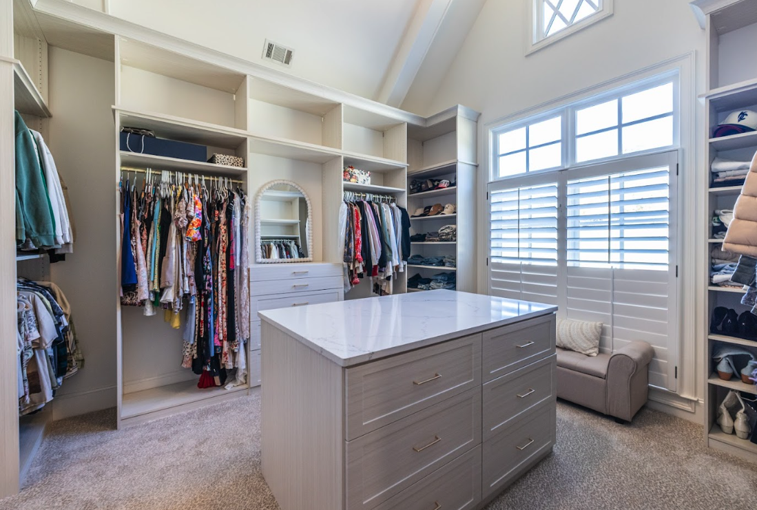 16 Her Closet After.png