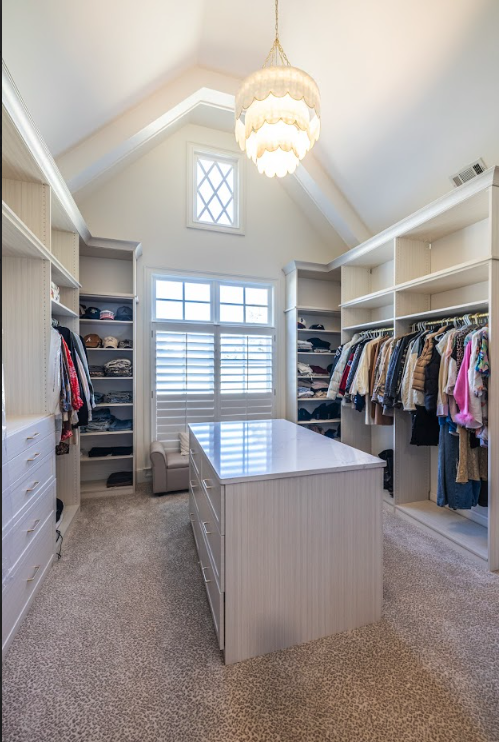 18 Her Closet After.png