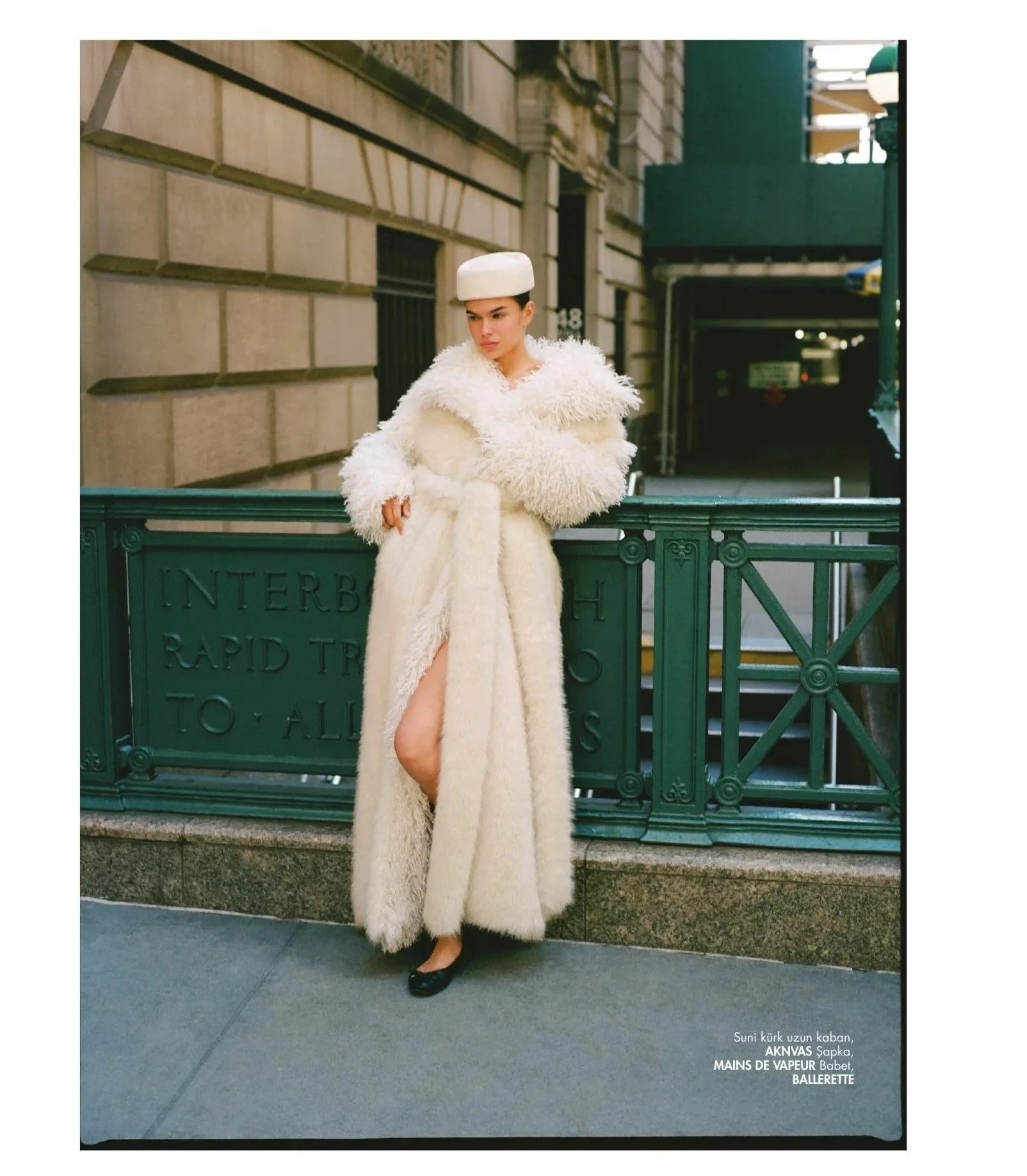 elle_page_06.jpg