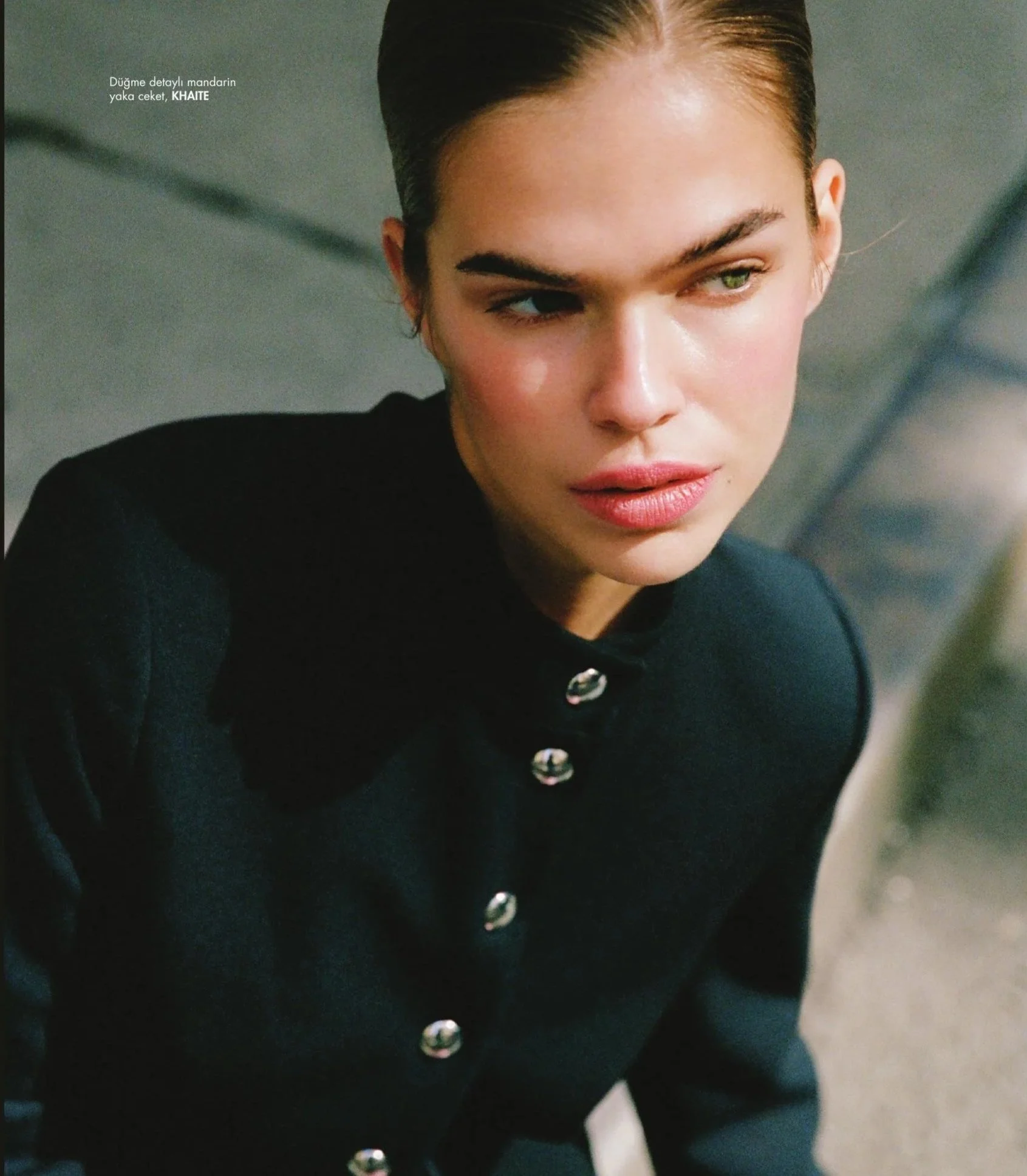elle_page_04.jpg