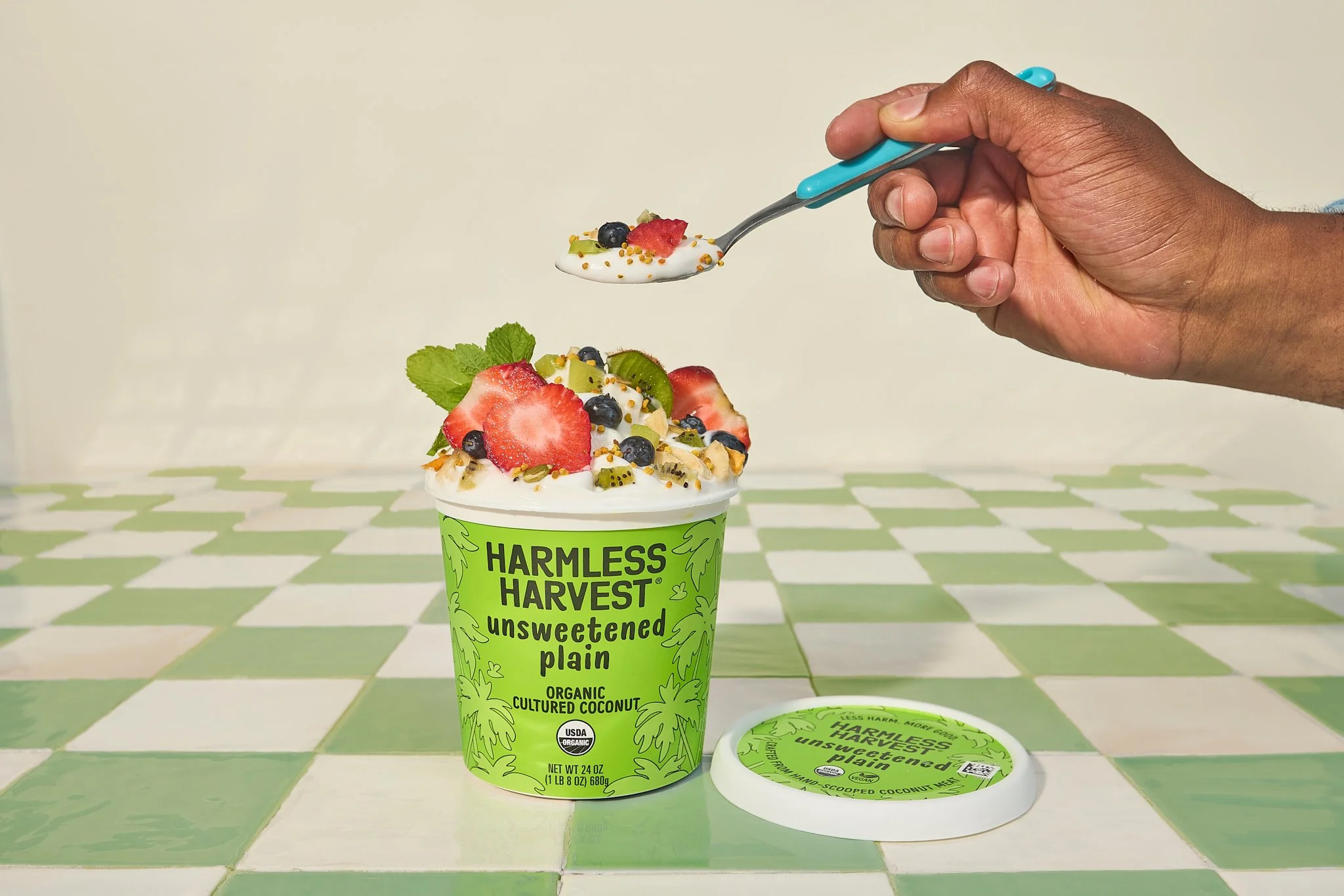 HH_0625_DFY_Unsweetened Plain_24oz_1105 copy.jpg