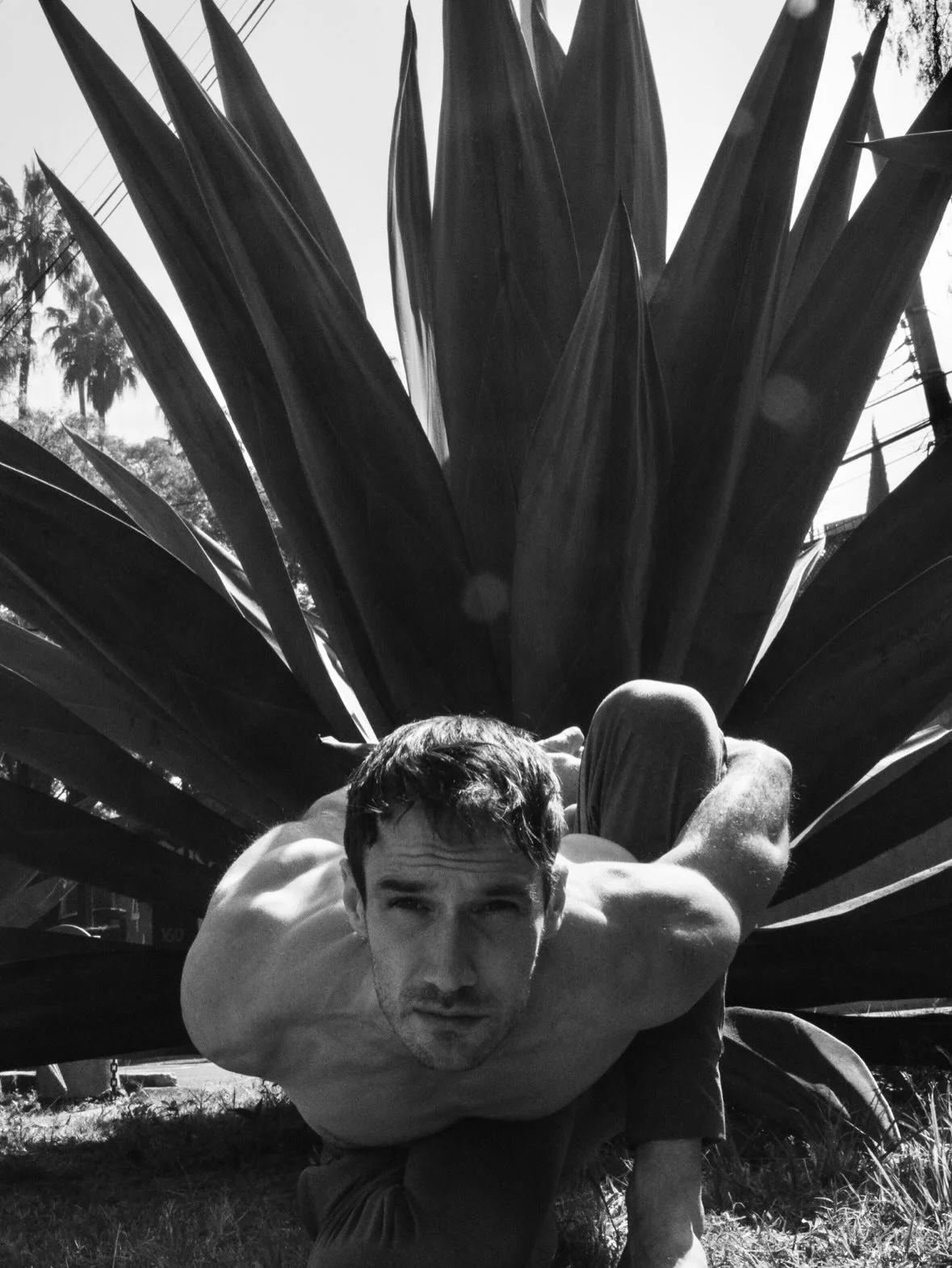 🪞Atenci&oacute;n yoguis! Maestro invitado en Los Cabos!🤸&zwj;♂️

En colaboraci&oacute;n con @bajamoonyoga en @campcaboyoga - @brendansmullen viene a dar un fin de talleres y clases incre&iacute;bles! 

Ashtanga Immersion- Horarios completos! Yo est